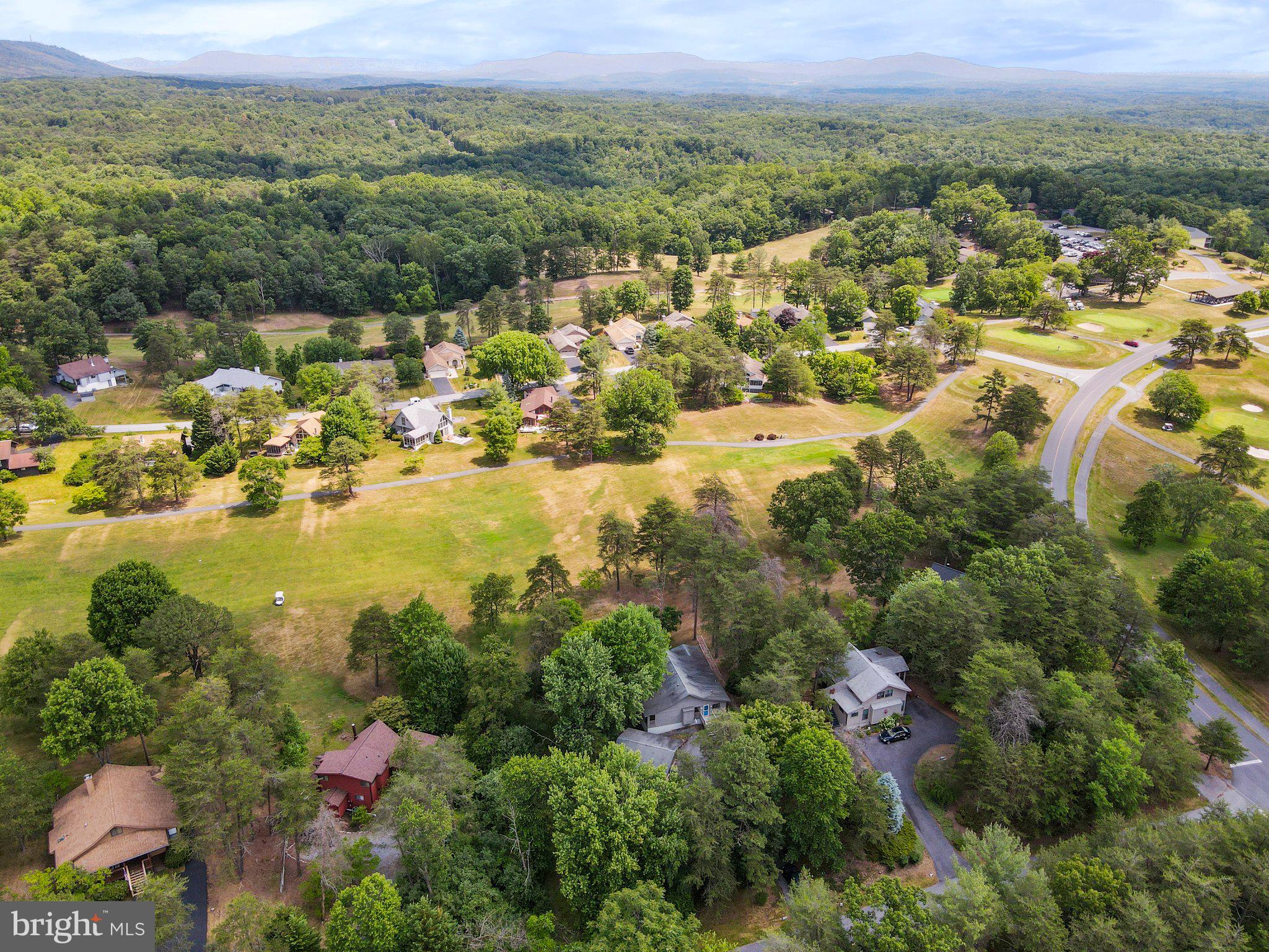 THE WOODS - Residential