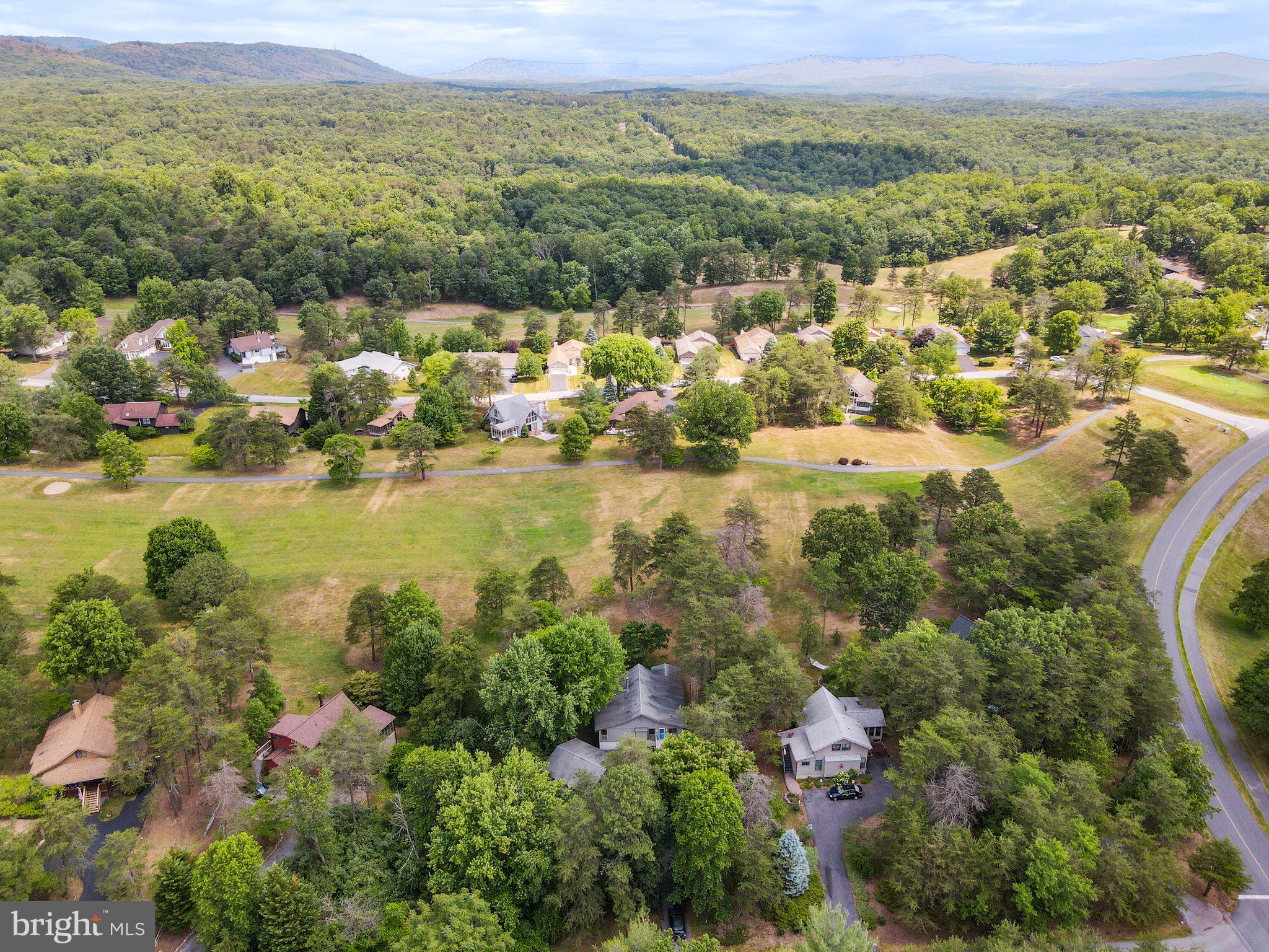 THE WOODS - Residential