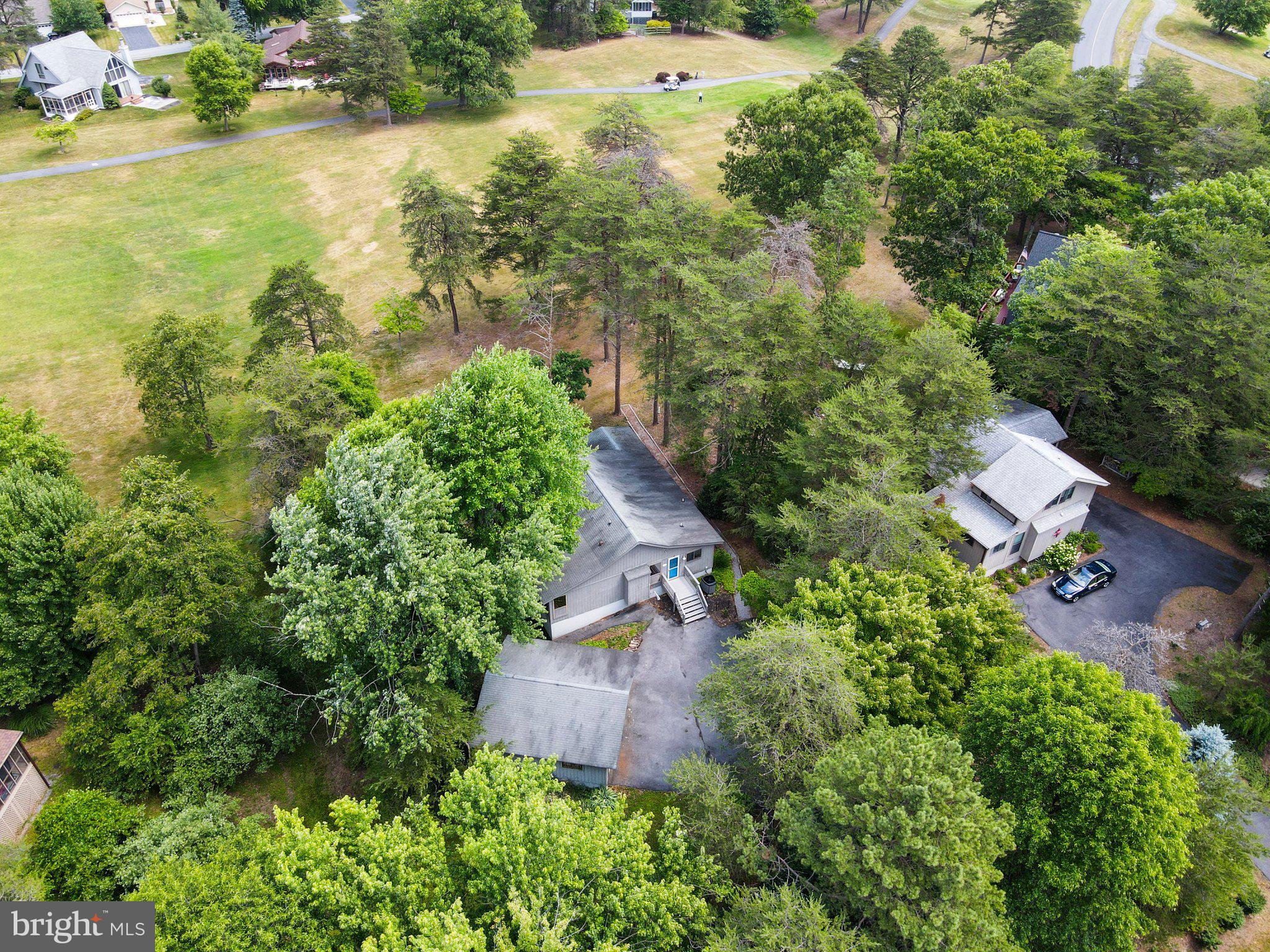 THE WOODS - Residential