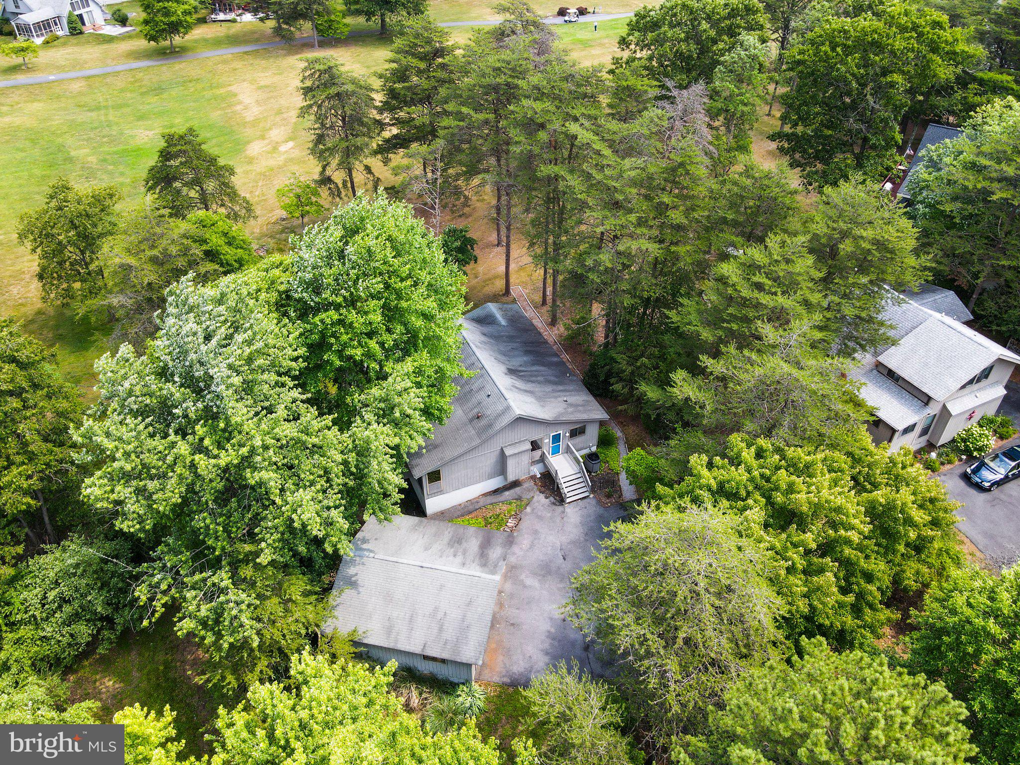 THE WOODS - Residential