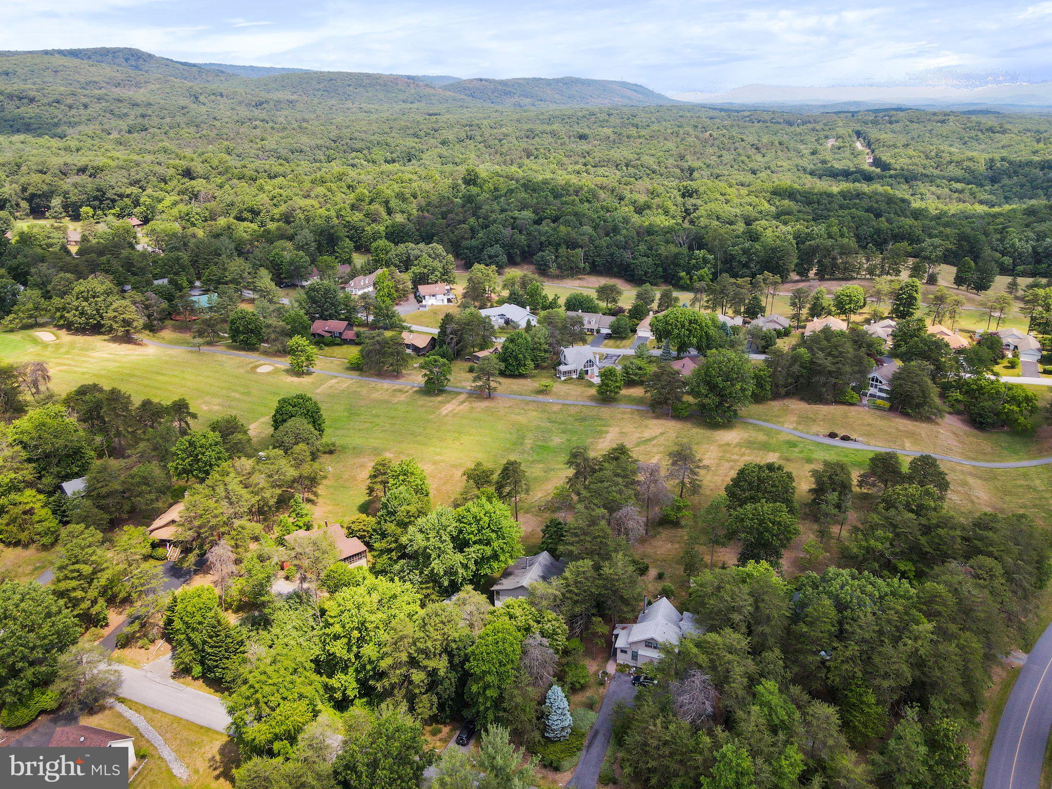 THE WOODS - Residential