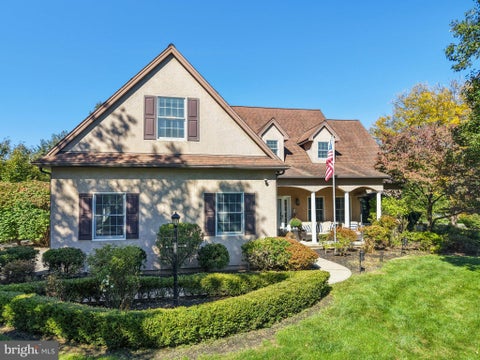 Homes For Sale - 1673 Kevin Drive<br/> BETHLEHEM, PA 18015