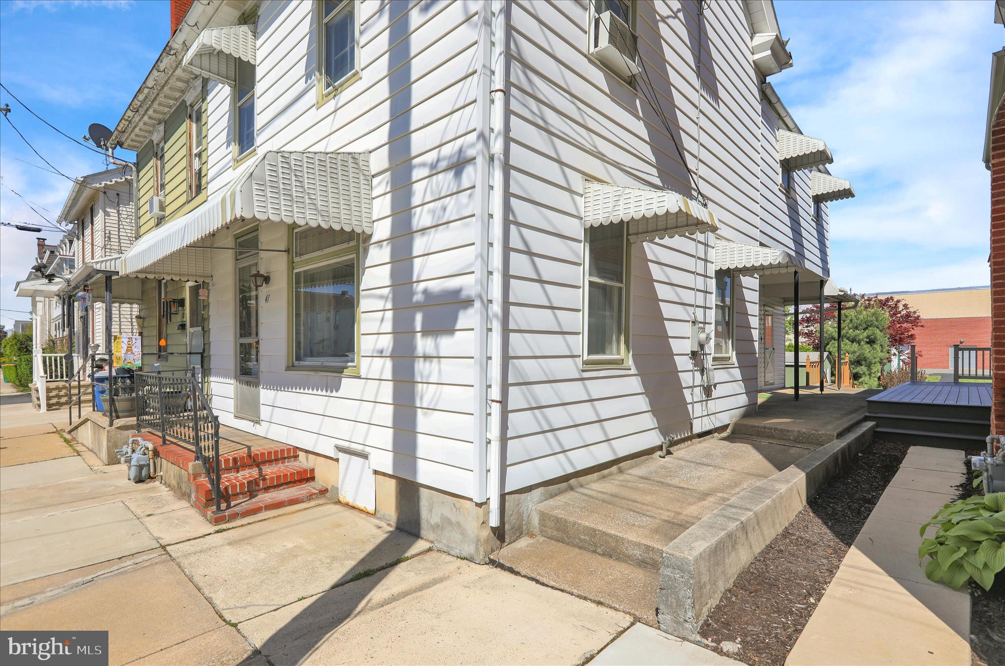 41 W WASHINGTON STREET