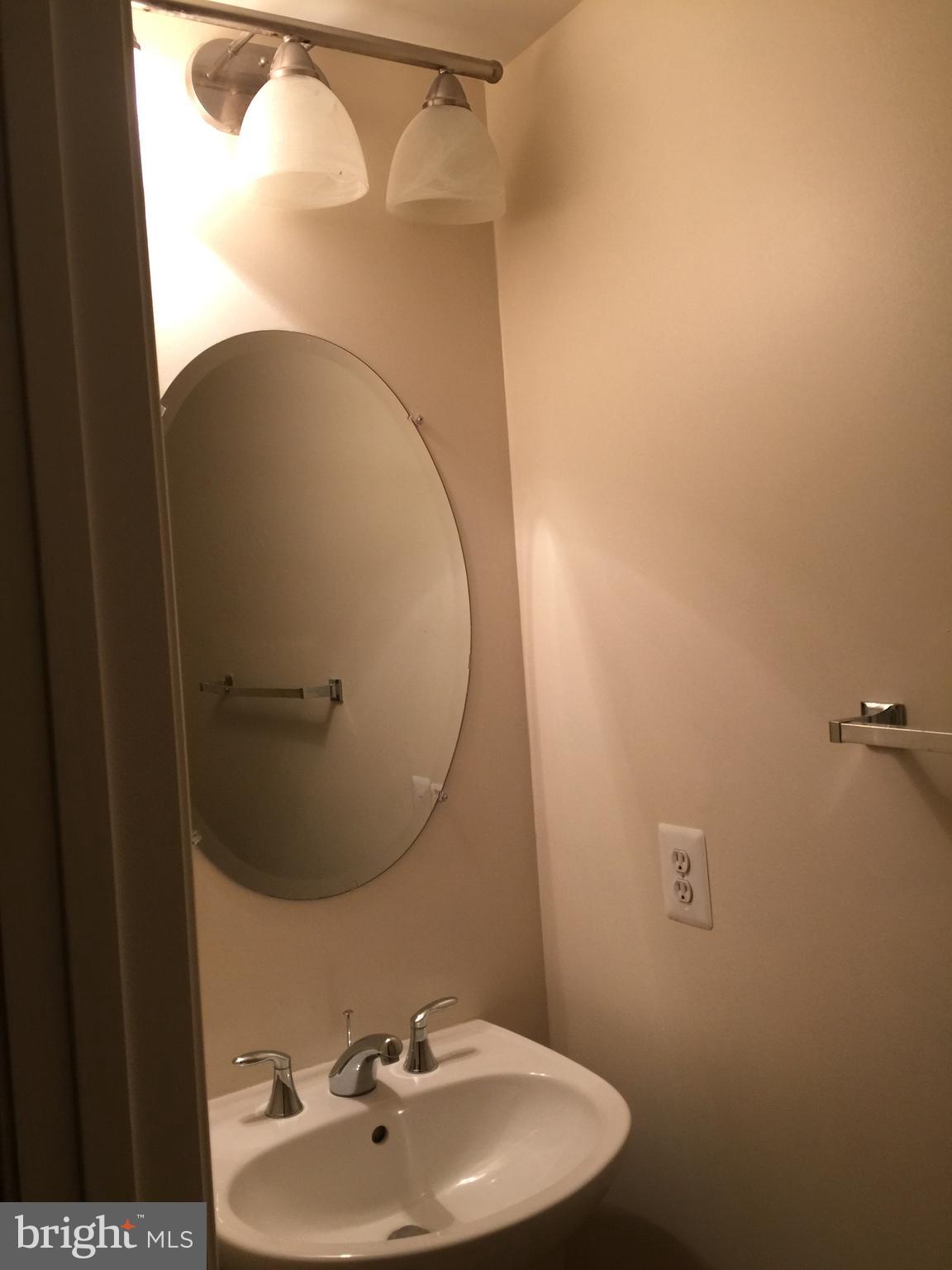 SEVEN OAKS - Residential Lease