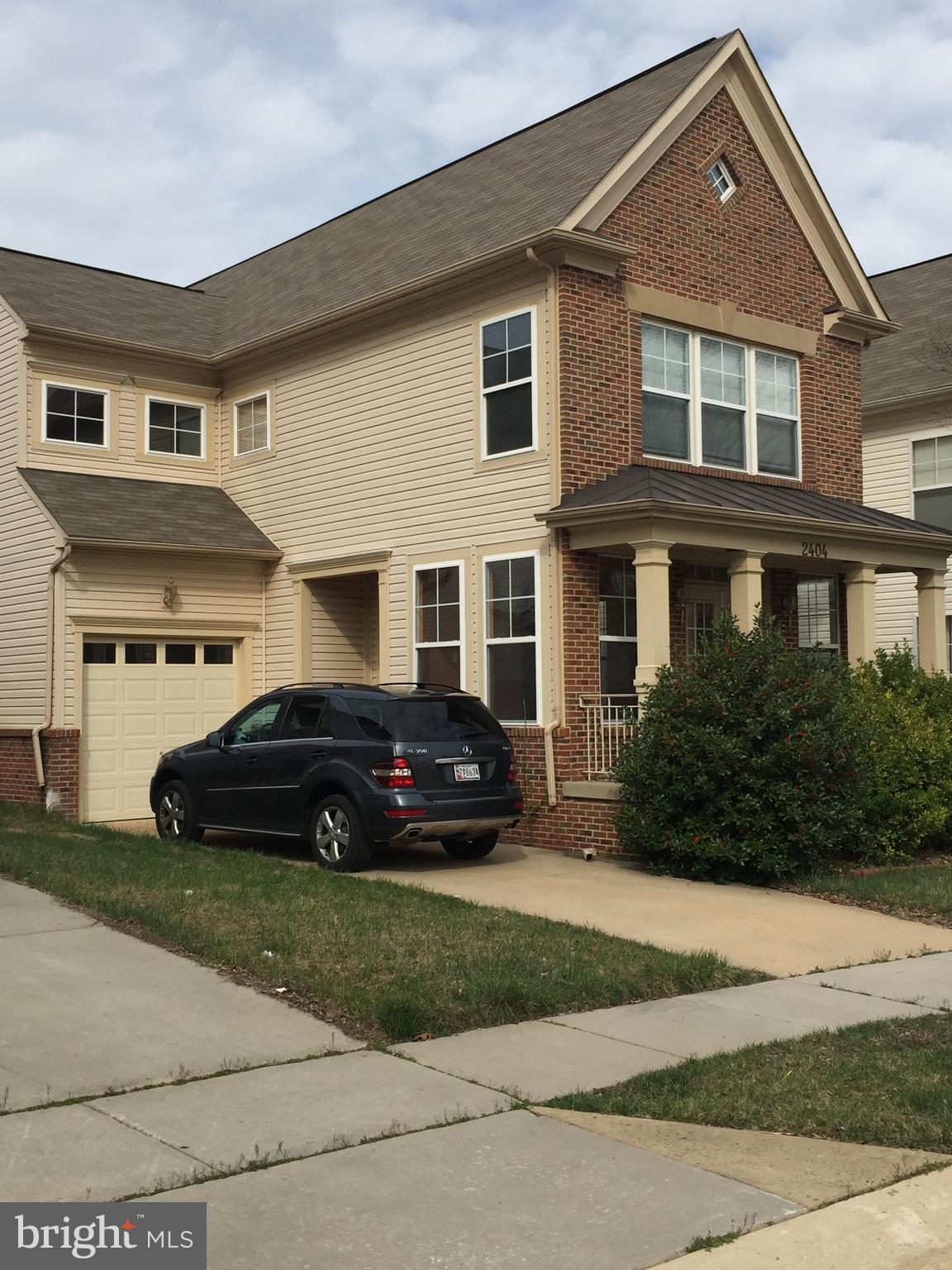 SEVEN OAKS - Residential Lease