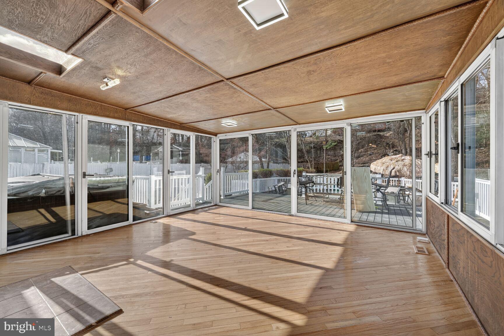 HILLCREST HEIGHTS - Residential