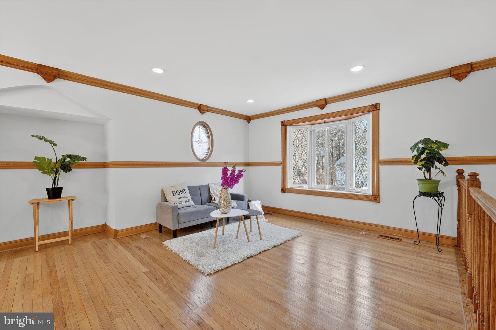 HILLCREST HEIGHTS - Residential