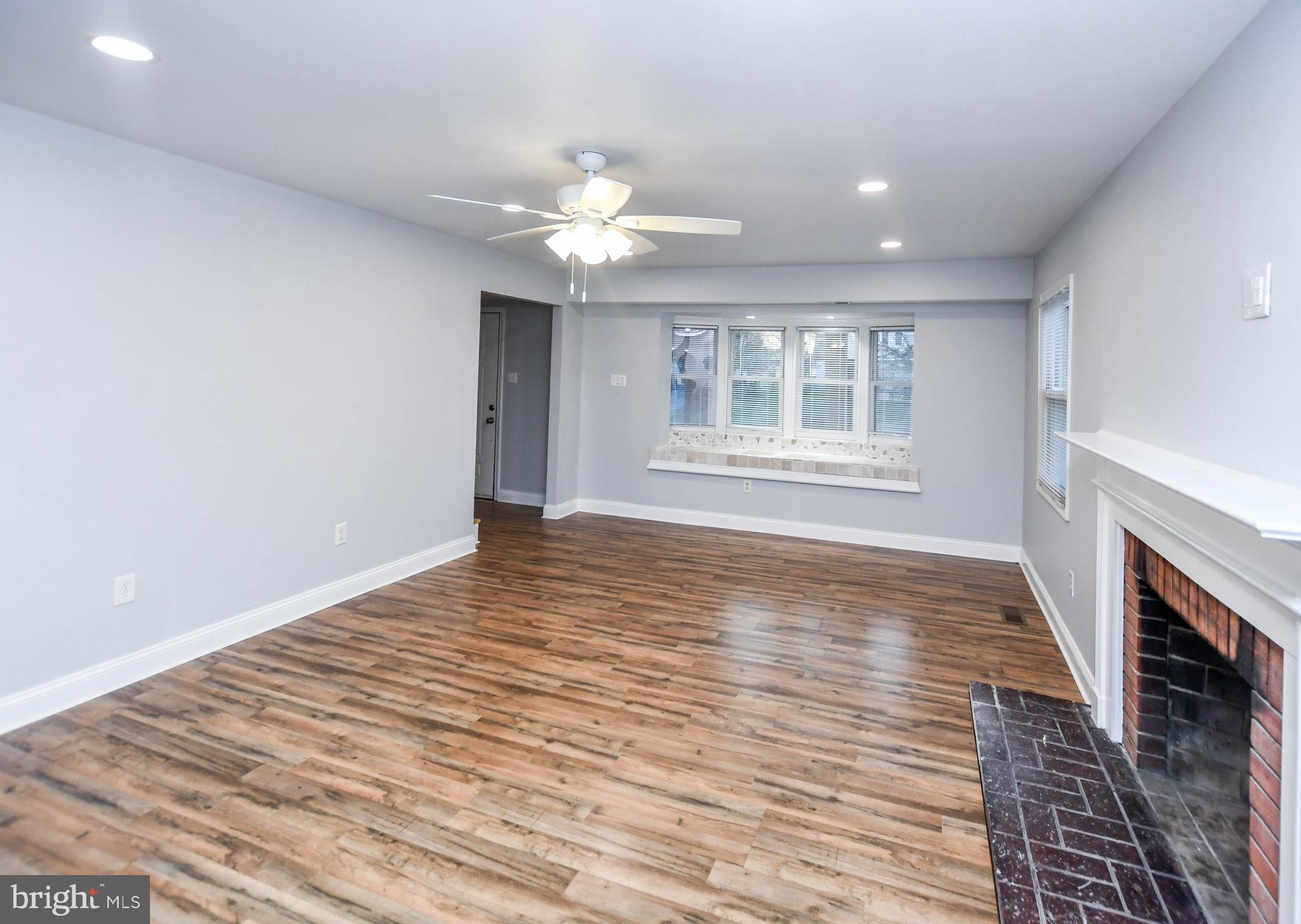 POINTER RIDGE AT COLLINGTON - Residential Lease