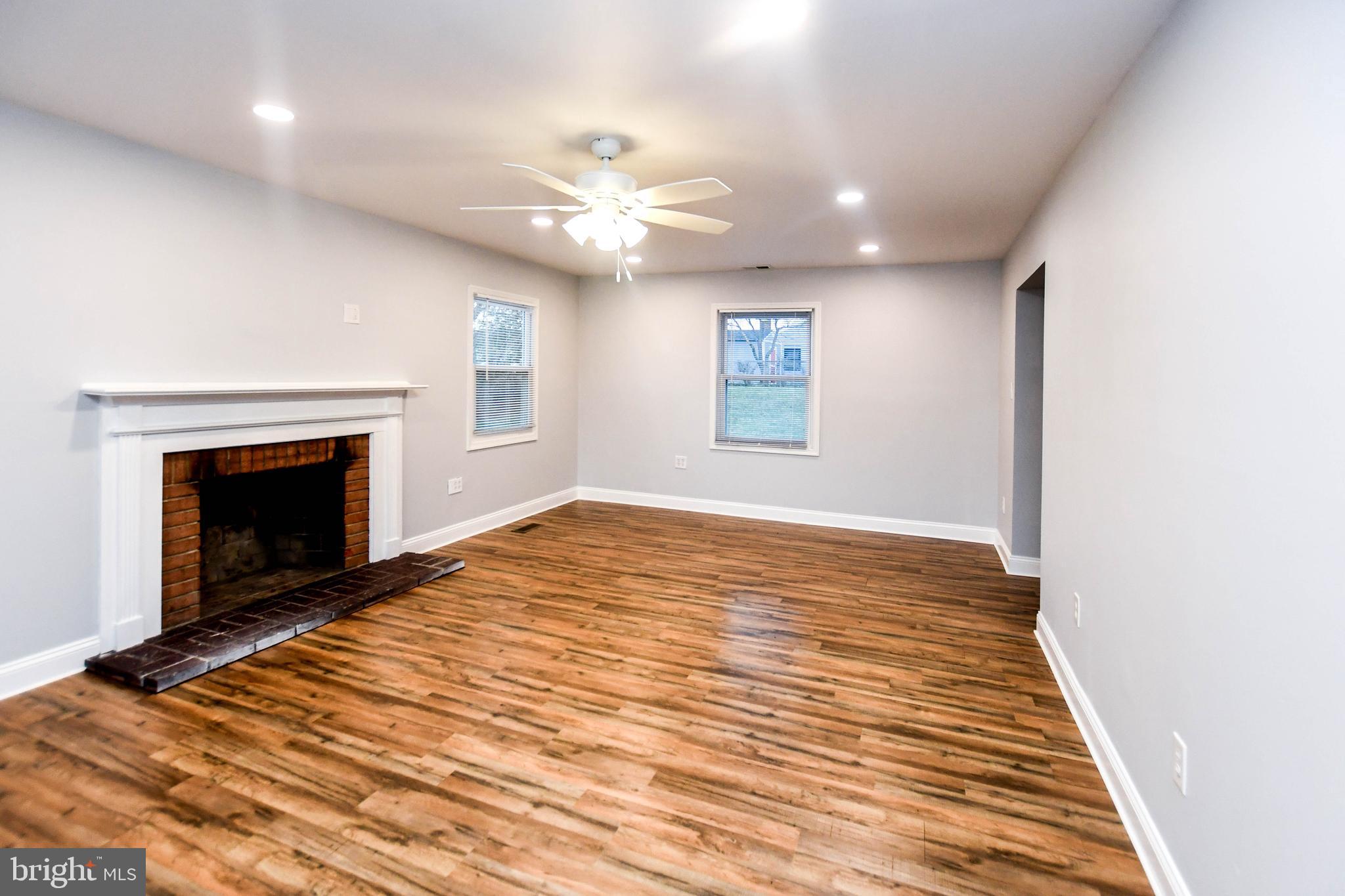 POINTER RIDGE AT COLLINGTON - Residential Lease