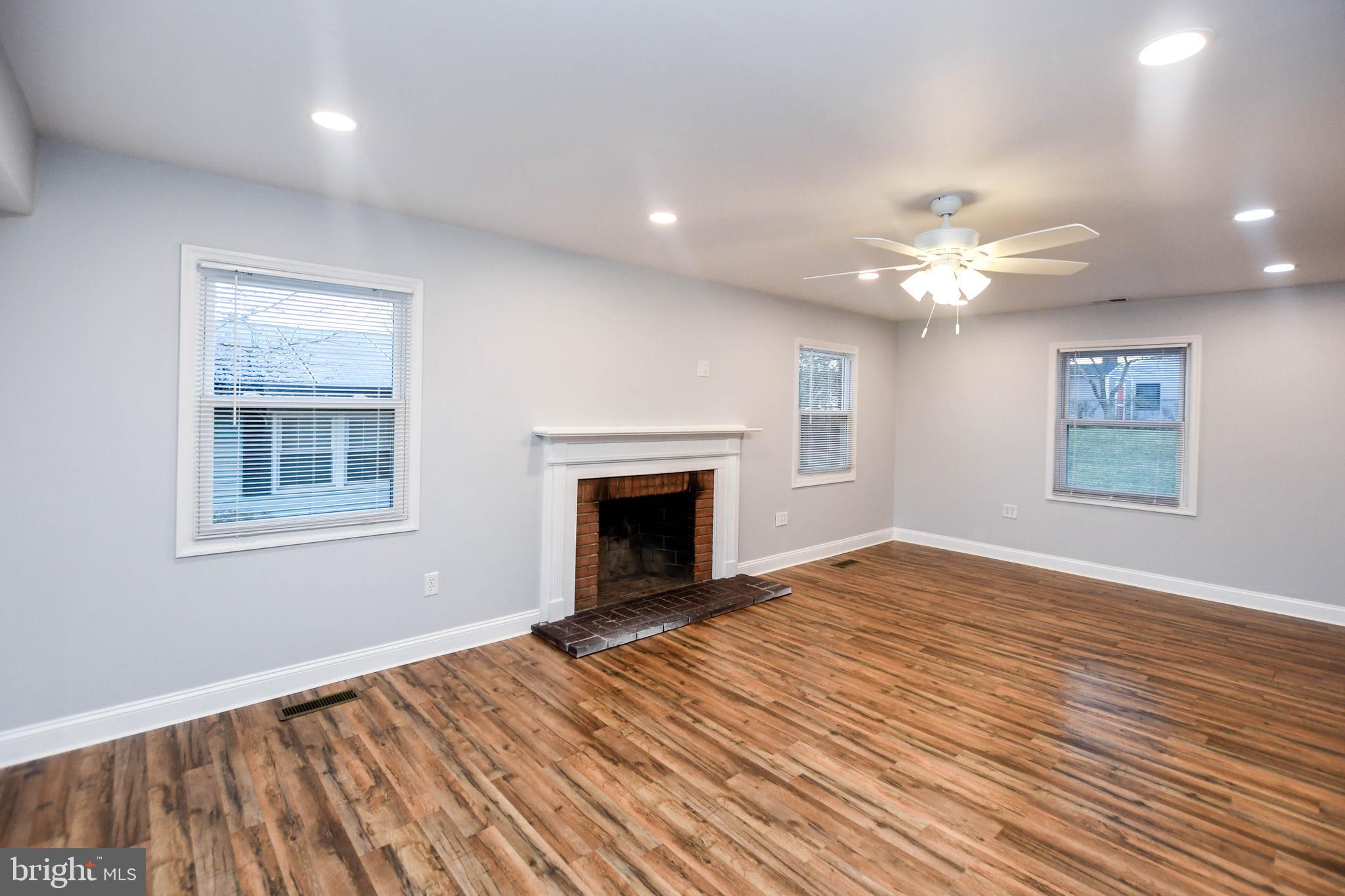 POINTER RIDGE AT COLLINGTON - Residential Lease