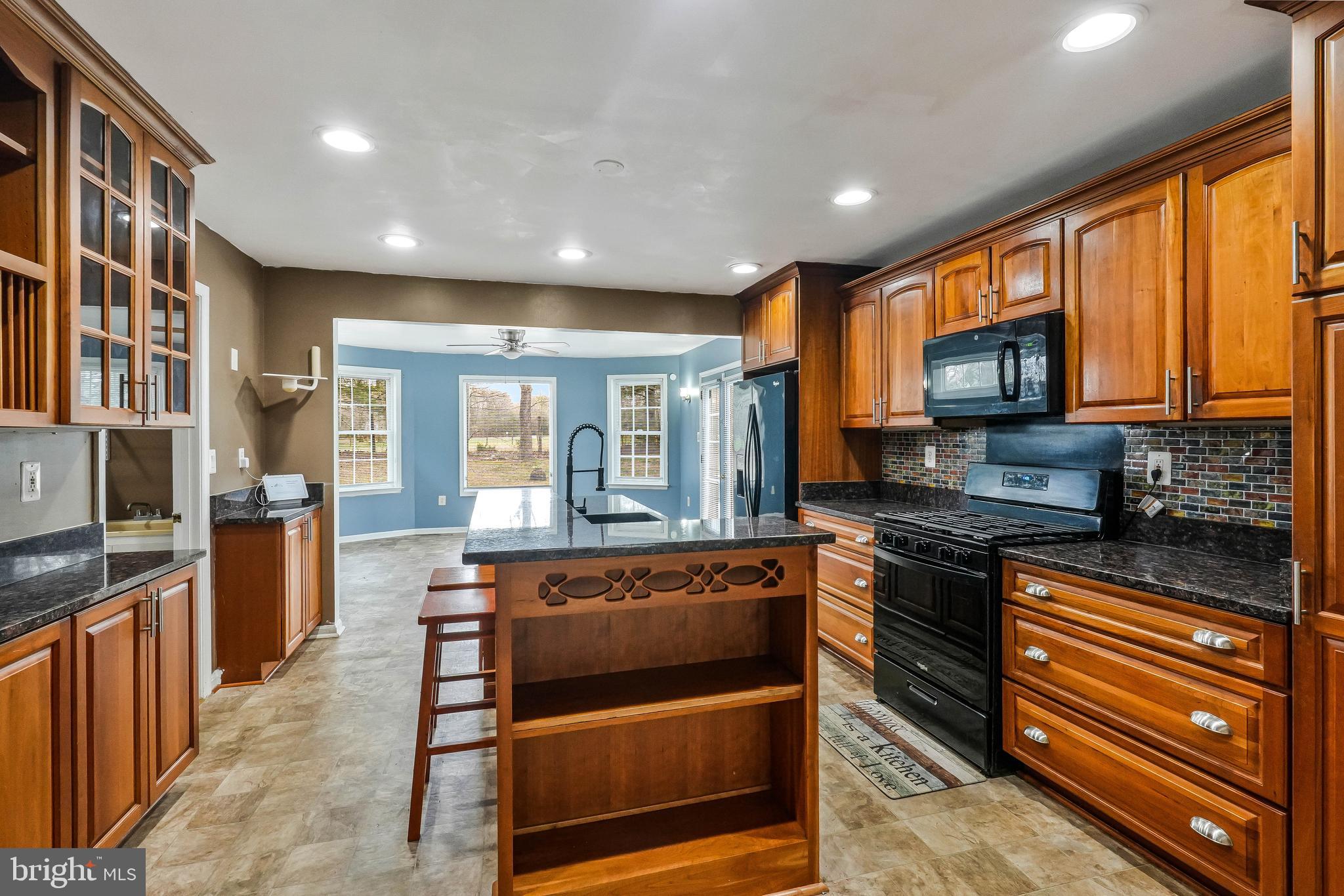 HOMELAND - Residential