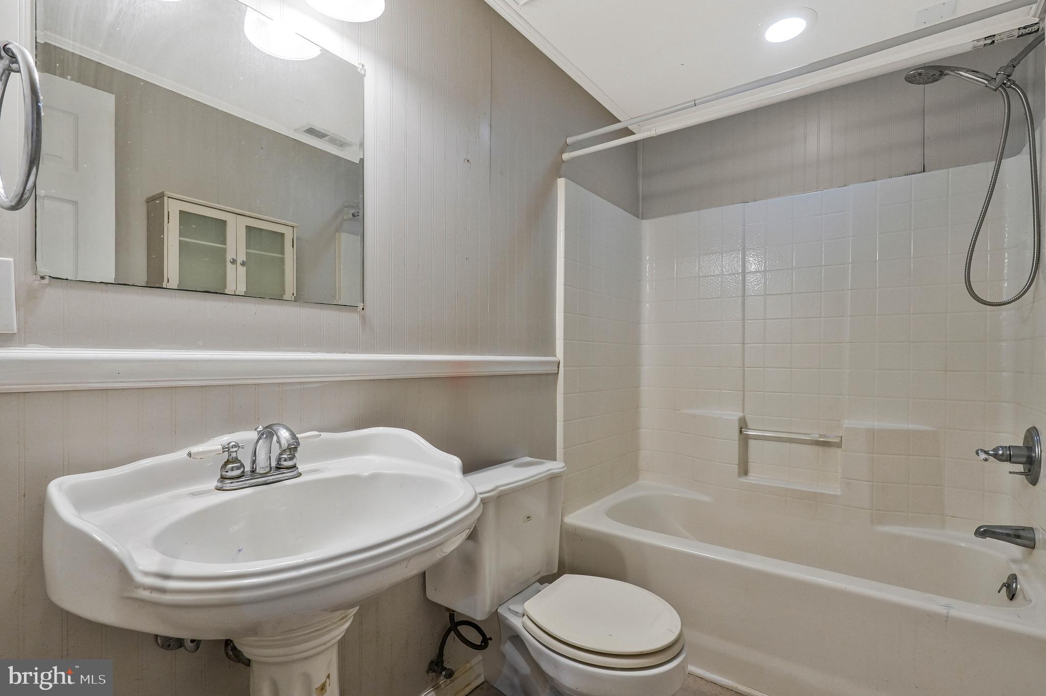 HOMELAND - Residential