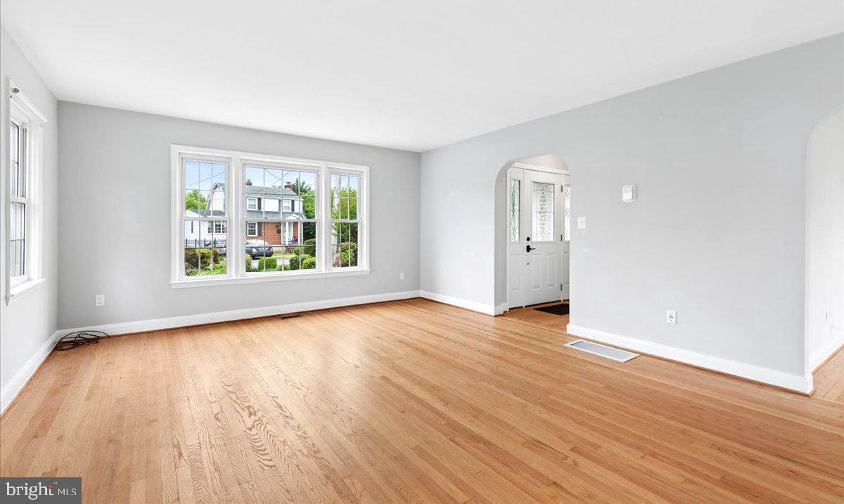 LINTHICUM - Residential