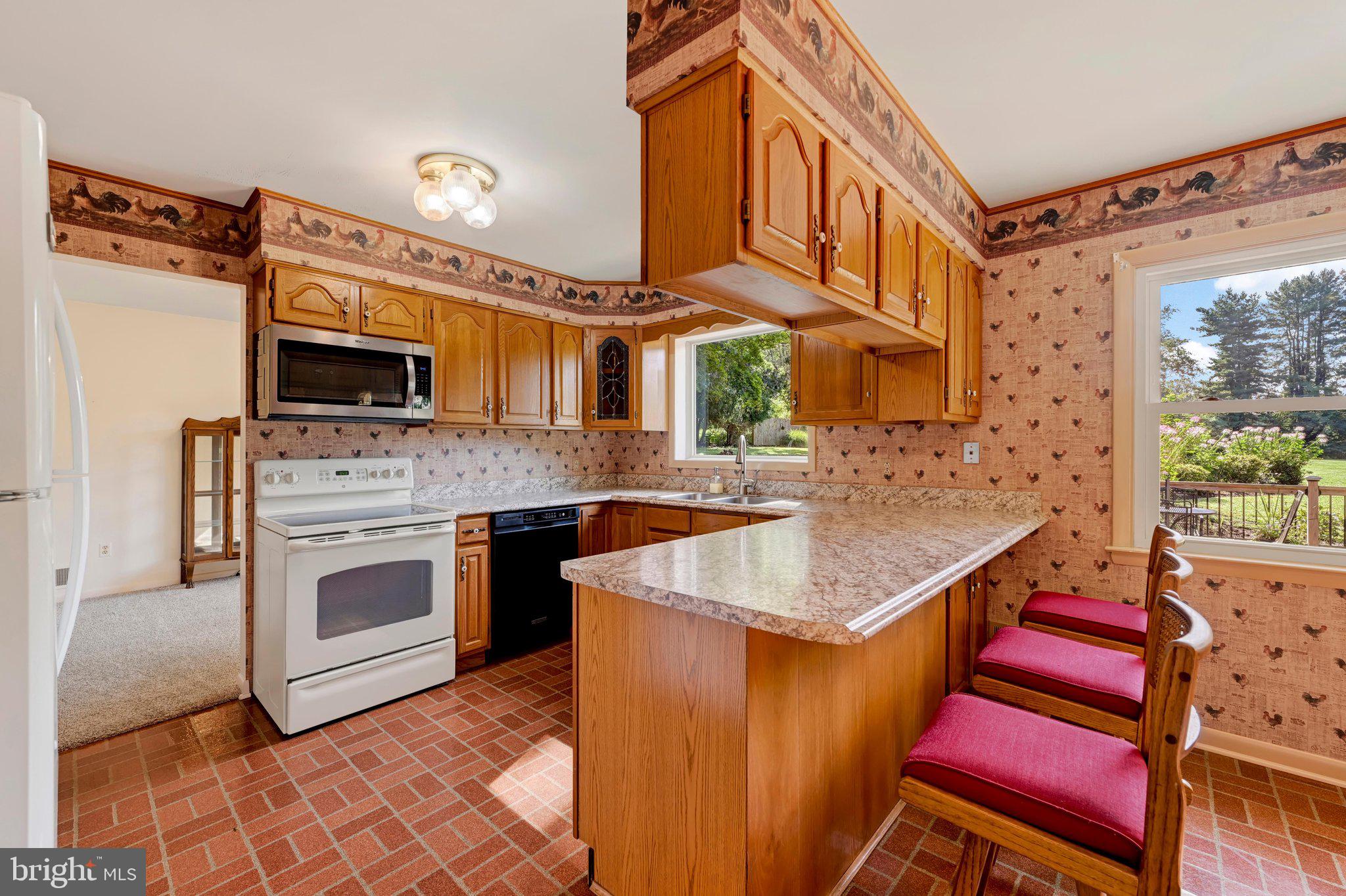 851 E WHEEL ROAD