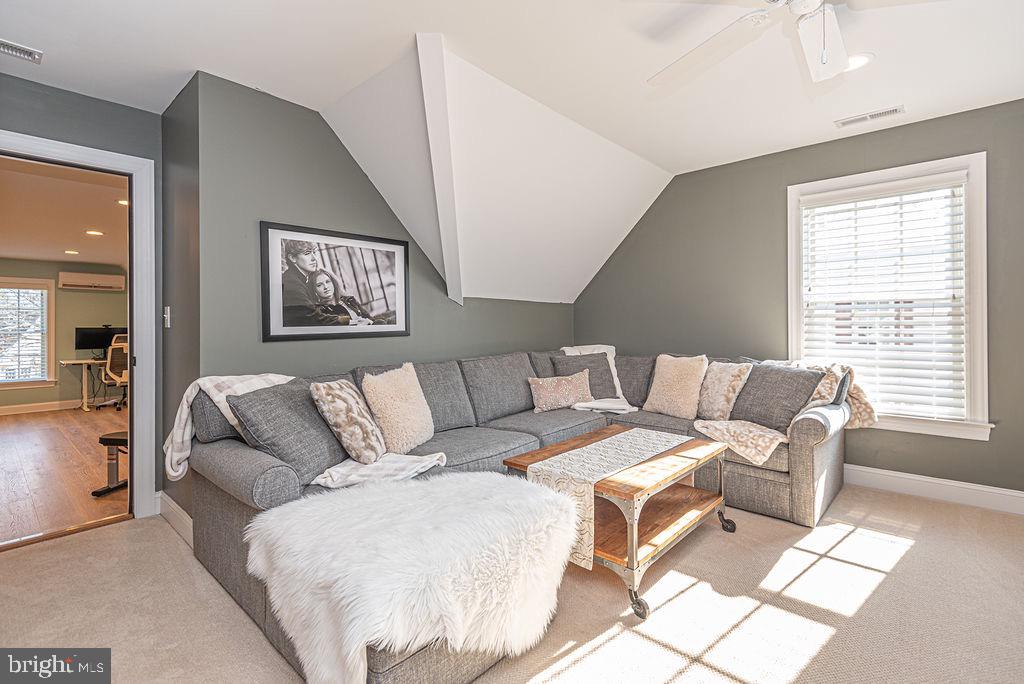 OCEAN PINES - COLONIAL VILLAGE - Residential