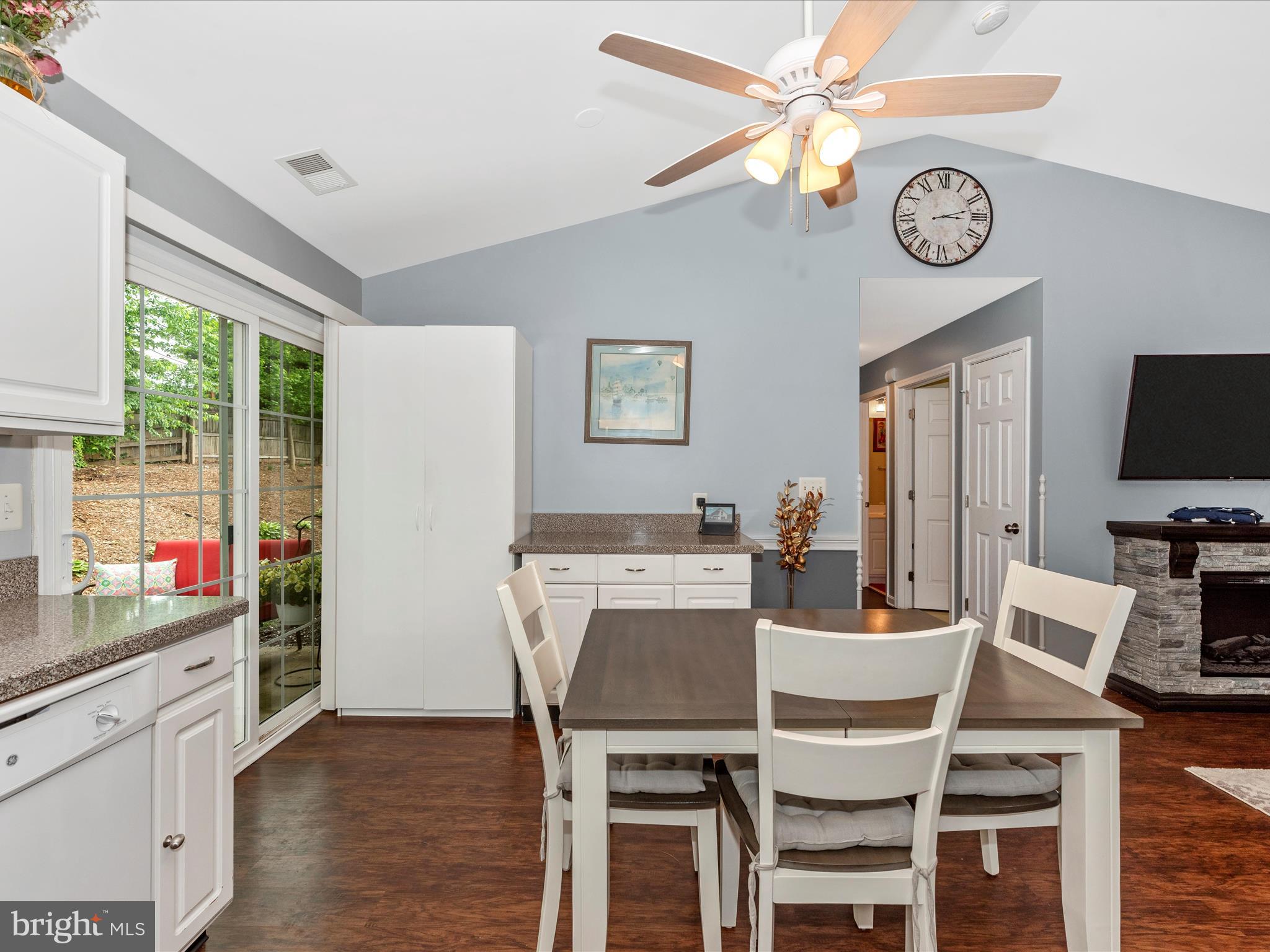 WINIFRED MANOR - Residential