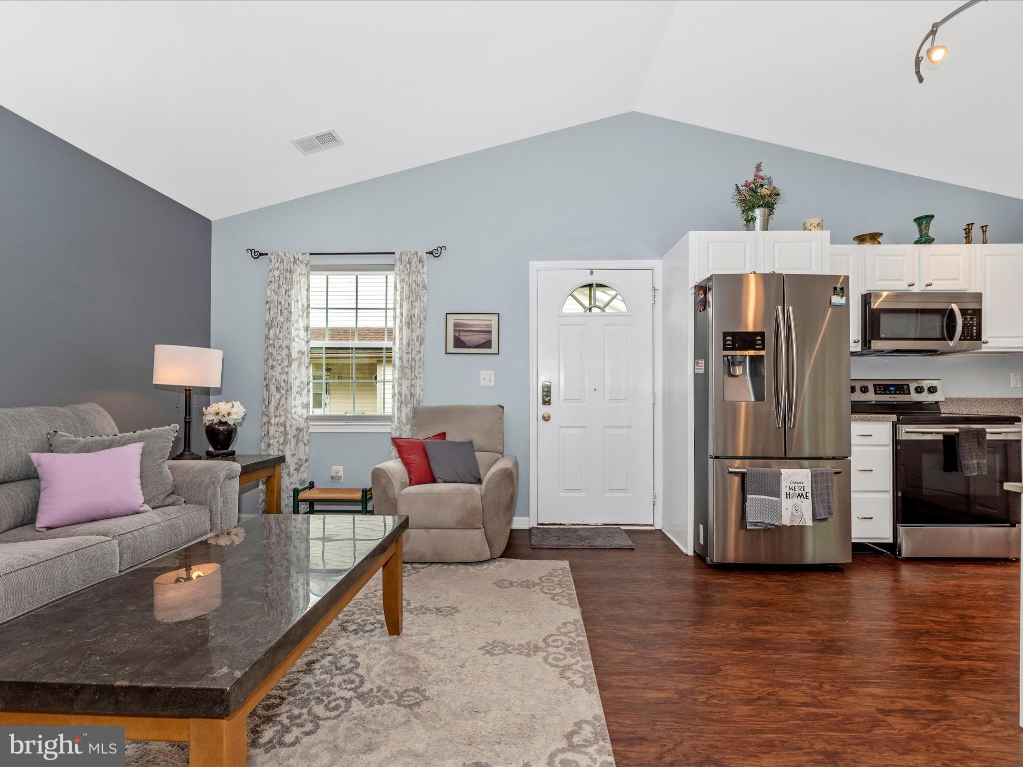 WINIFRED MANOR - Residential