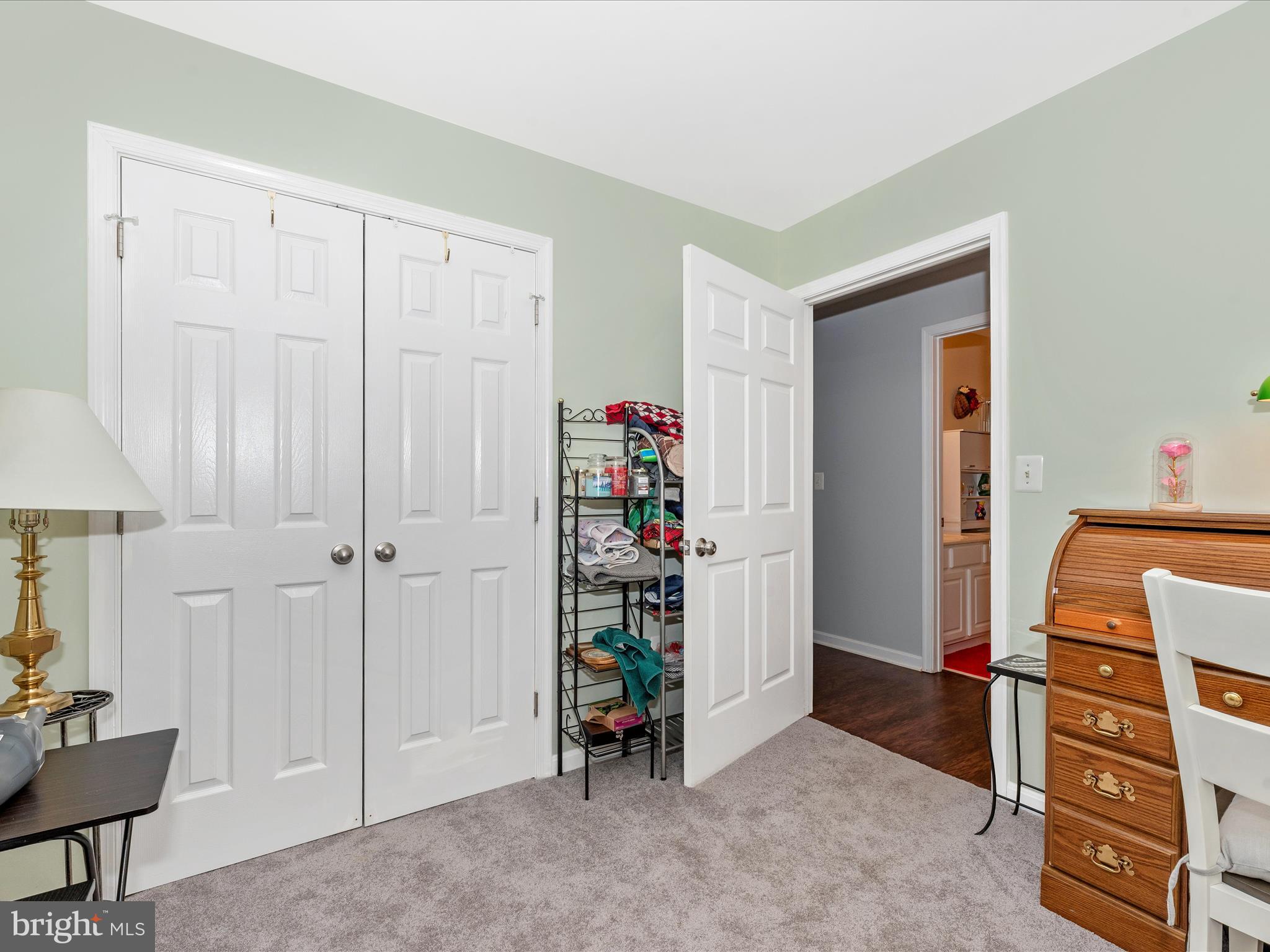 WINIFRED MANOR - Residential