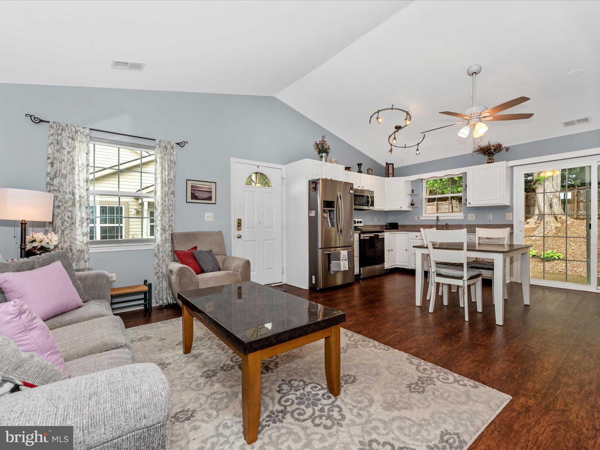 WINIFRED MANOR - Residential