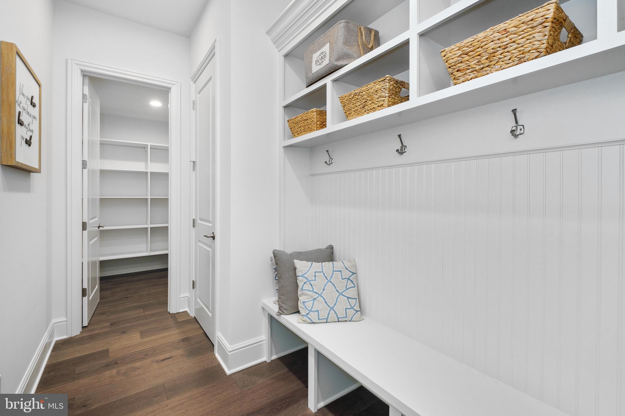 OAKWOOD - Residential