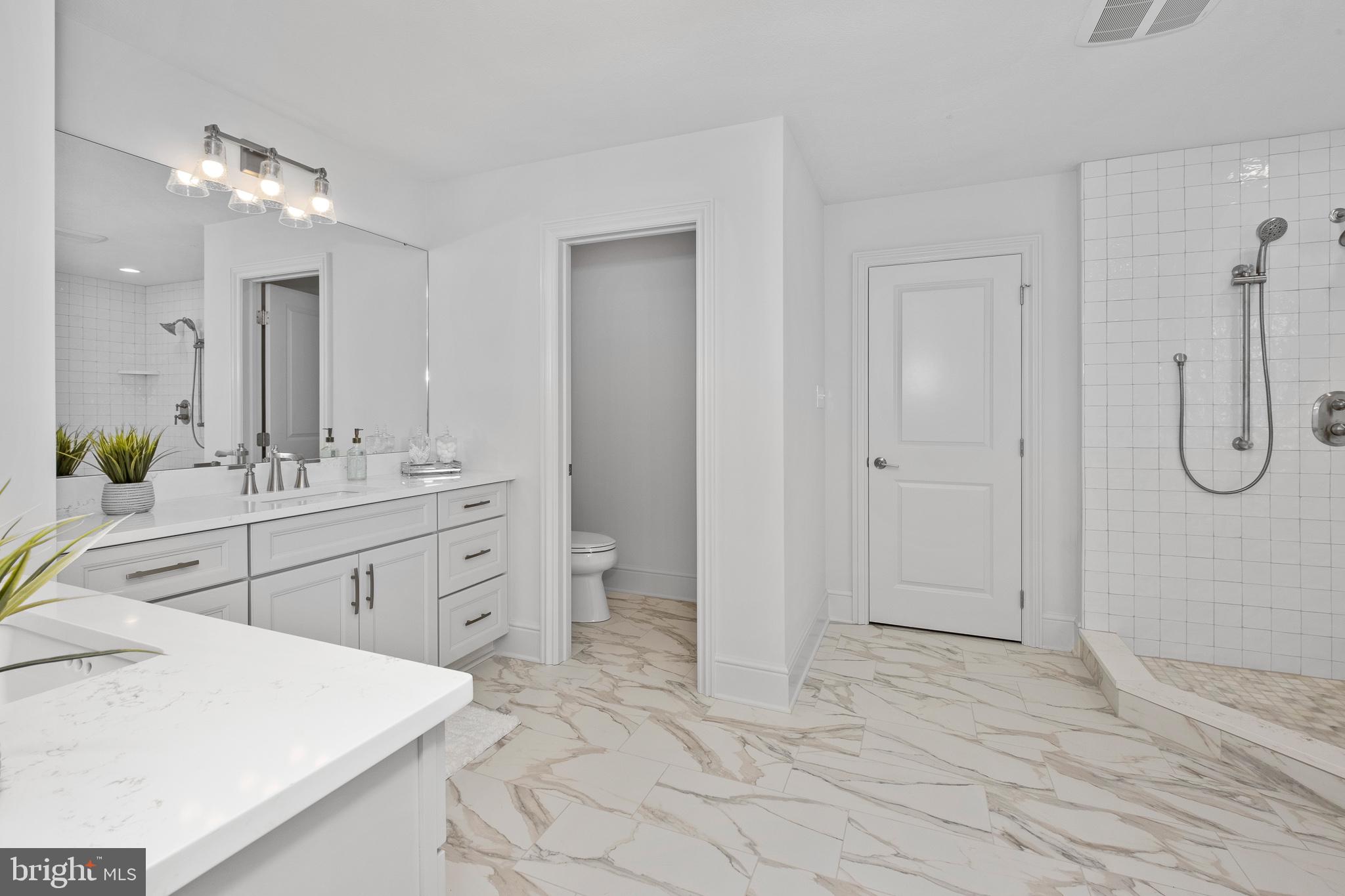 OAKWOOD - Residential