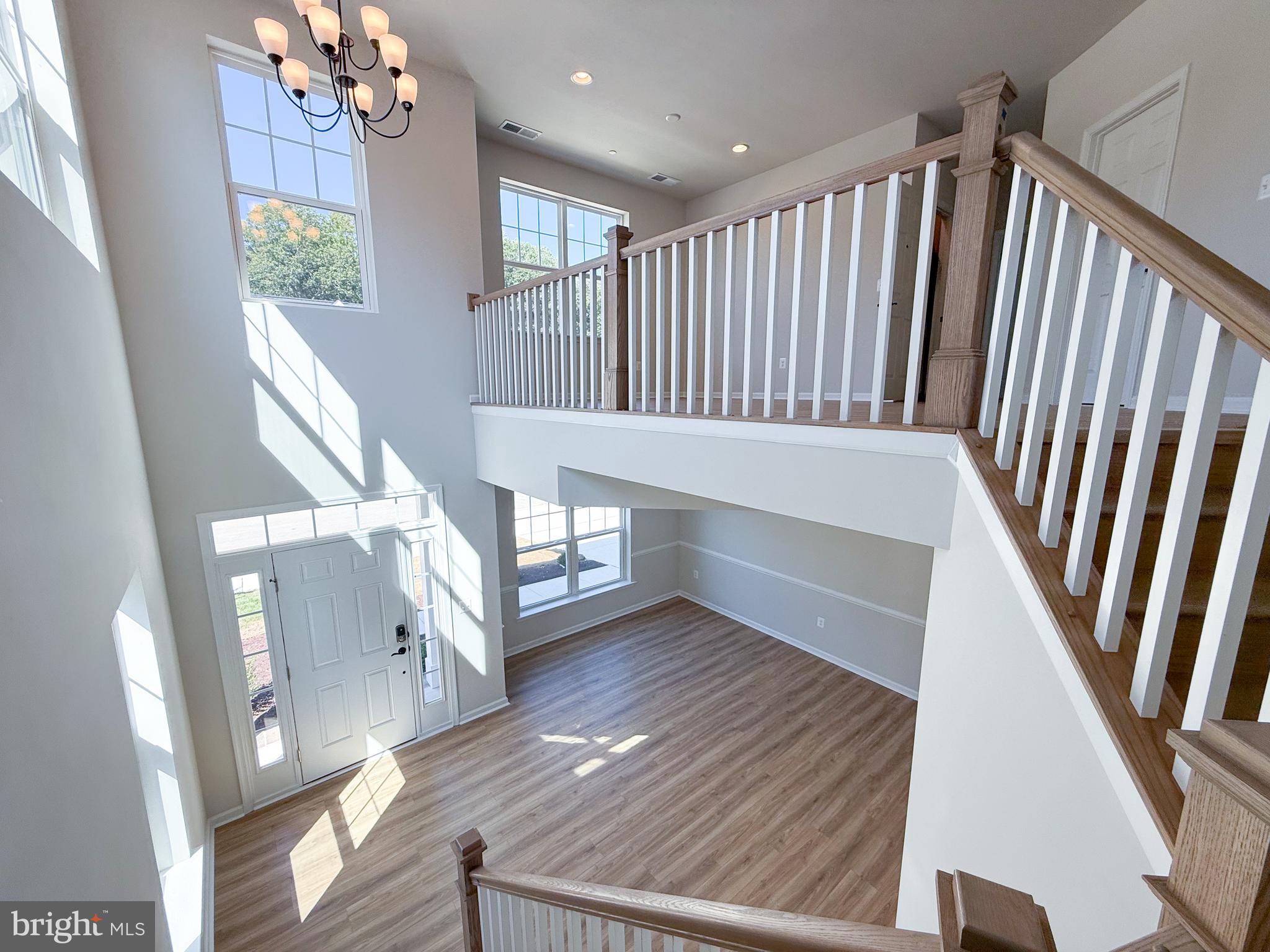 1557 LAKE TAHOE DR COURT