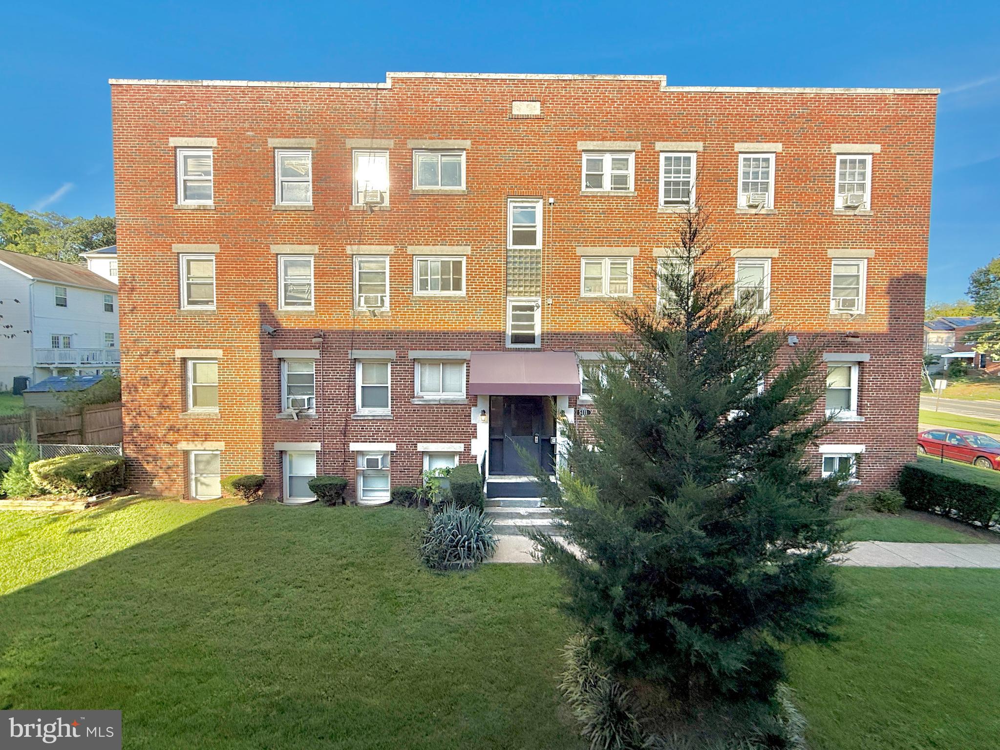MARSHALL HEIGHTS - Residential Income