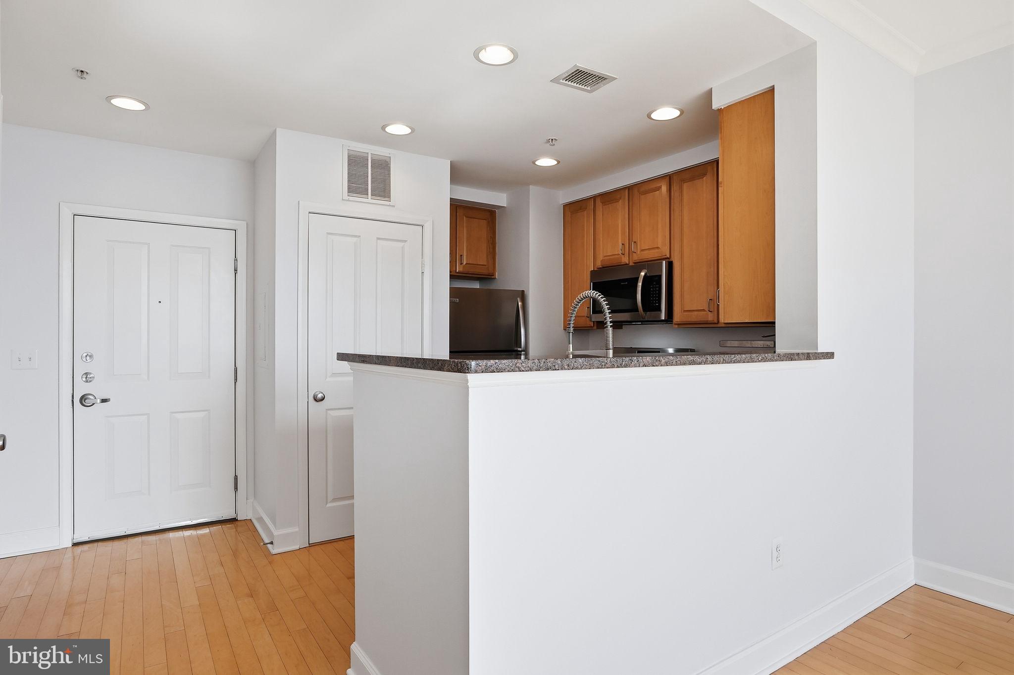 RESIDENCES AT STATION SQUARE - Residential