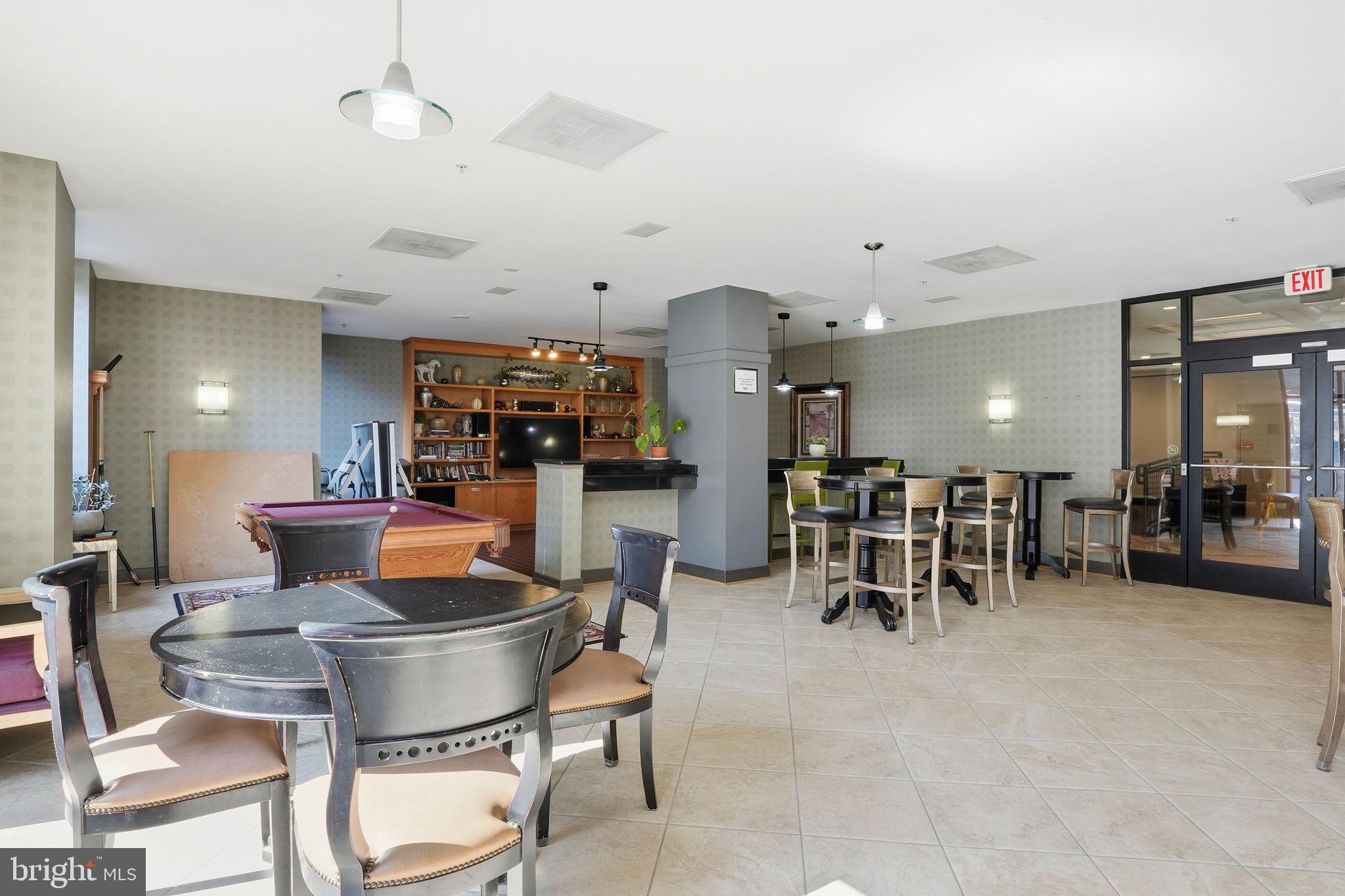 RESIDENCES AT STATION SQUARE - Residential