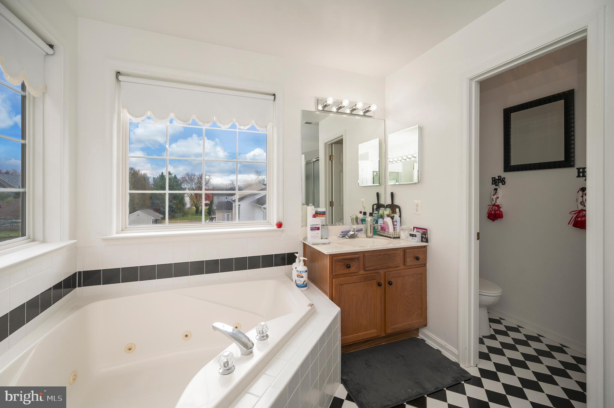 HERITAGE HILLS - Residential