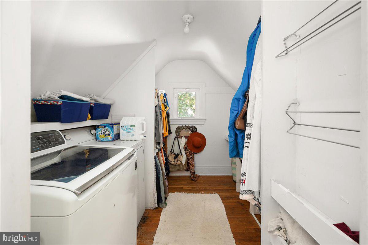 HUNTING PARK - Residential