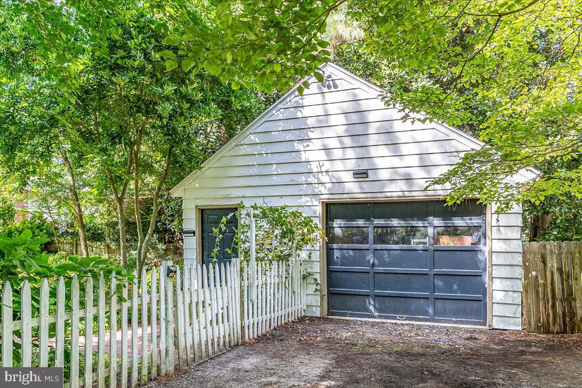 HUNTING PARK - Residential