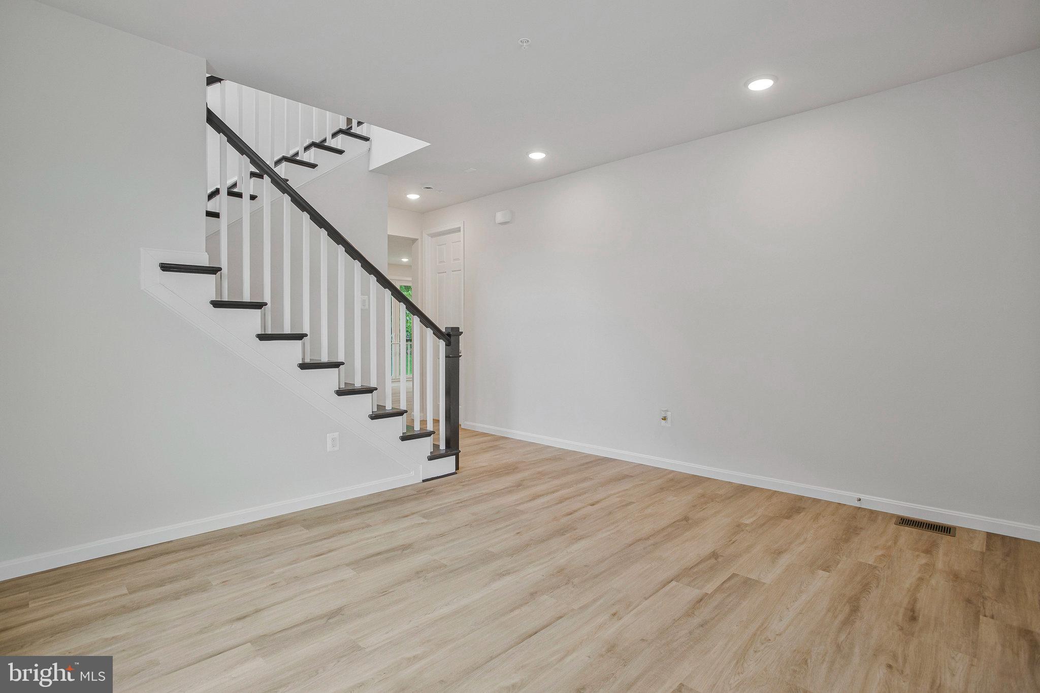 NORTHWOODS - Residential