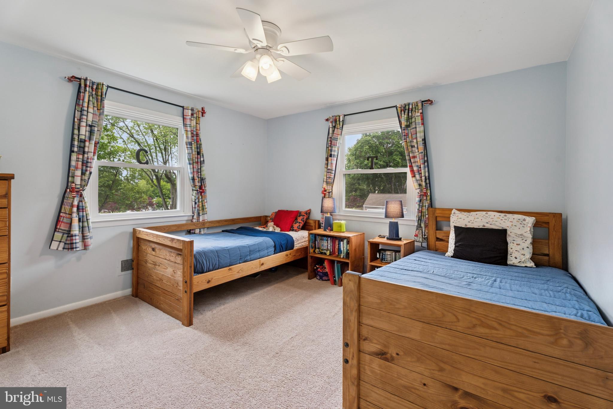 HILLSIDE - Residential