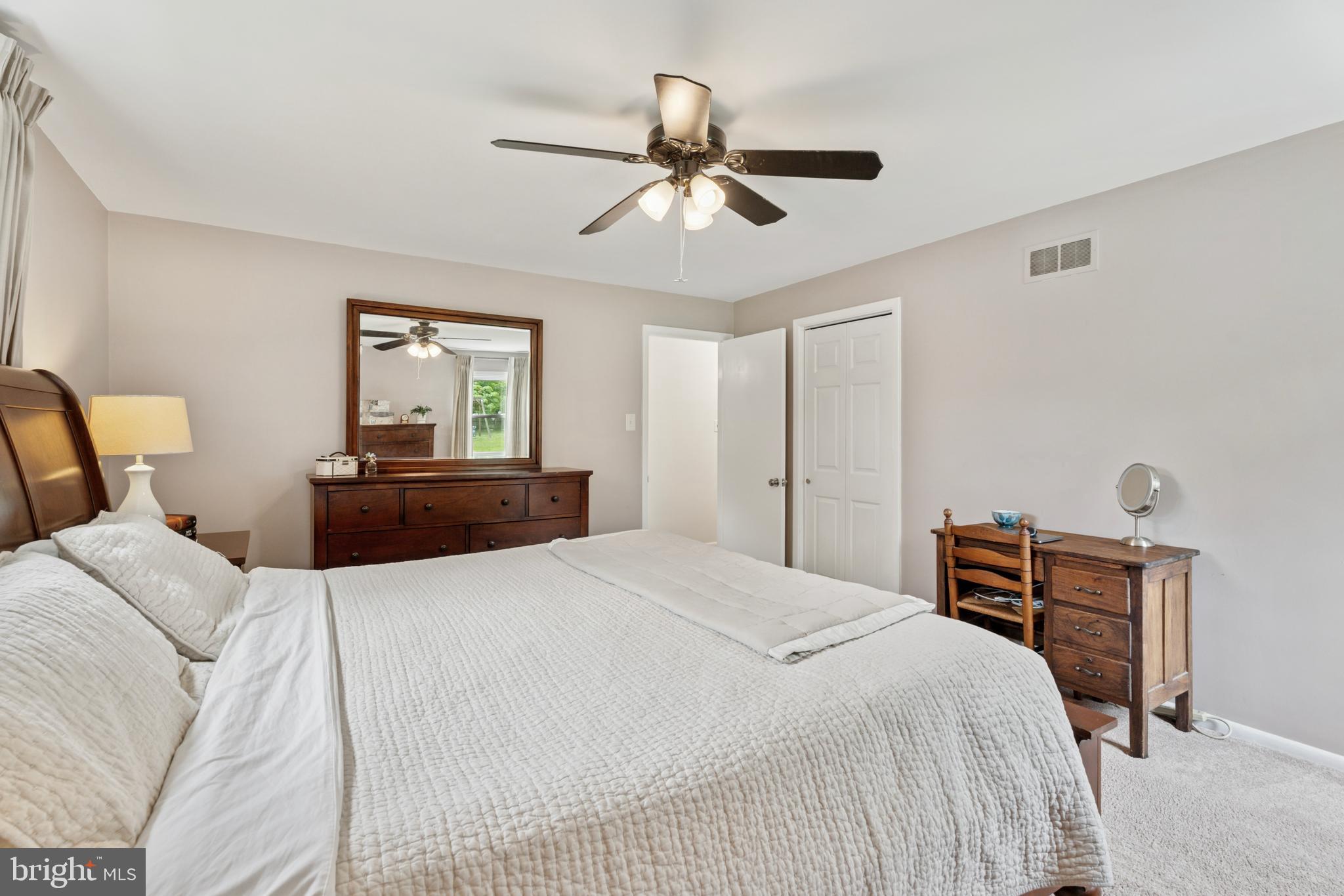 HILLSIDE - Residential