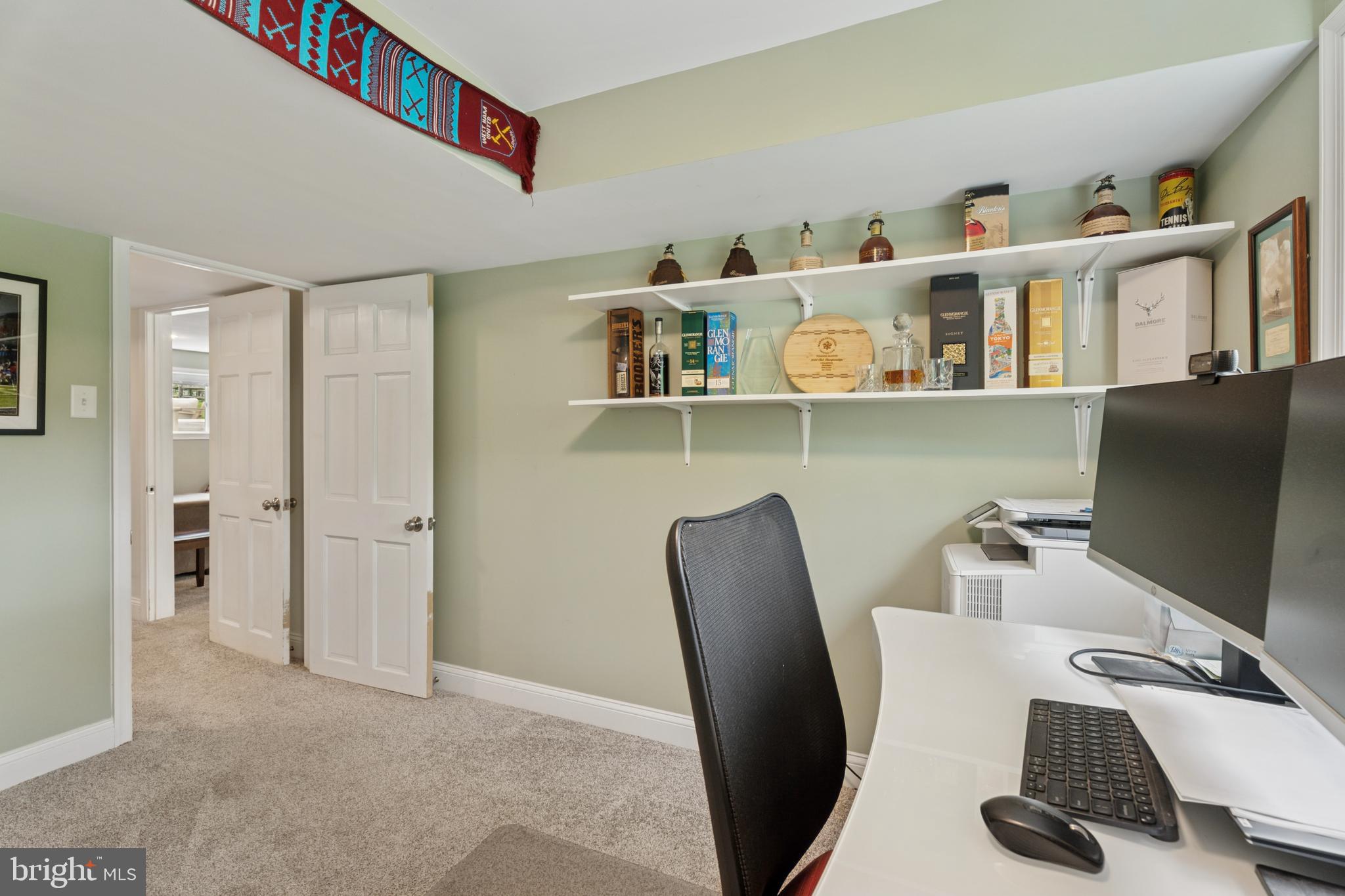 HILLSIDE - Residential