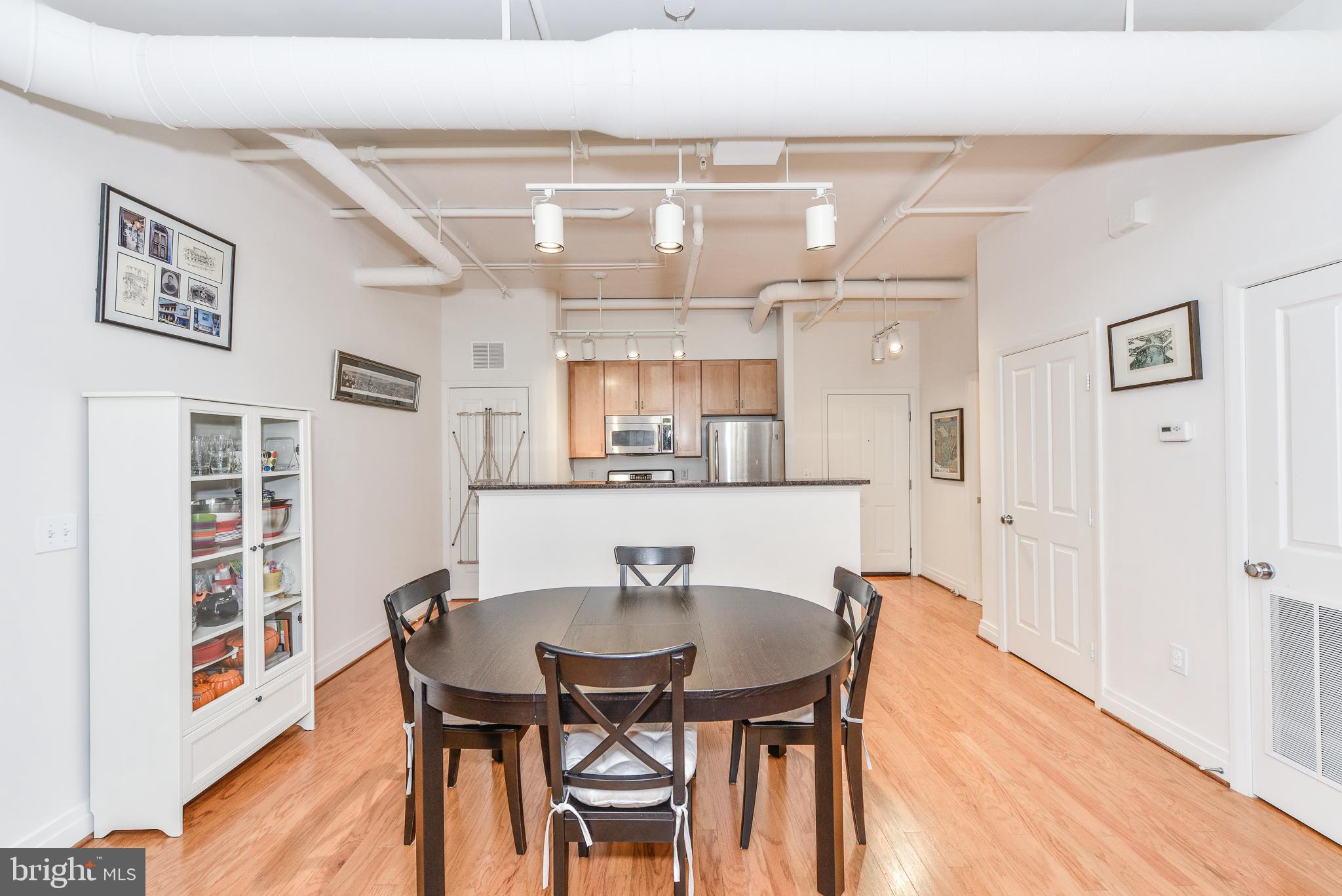 STATION SQUARE - Residential Lease