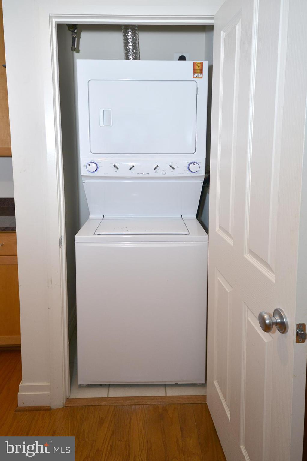 STATION SQUARE - Residential Lease