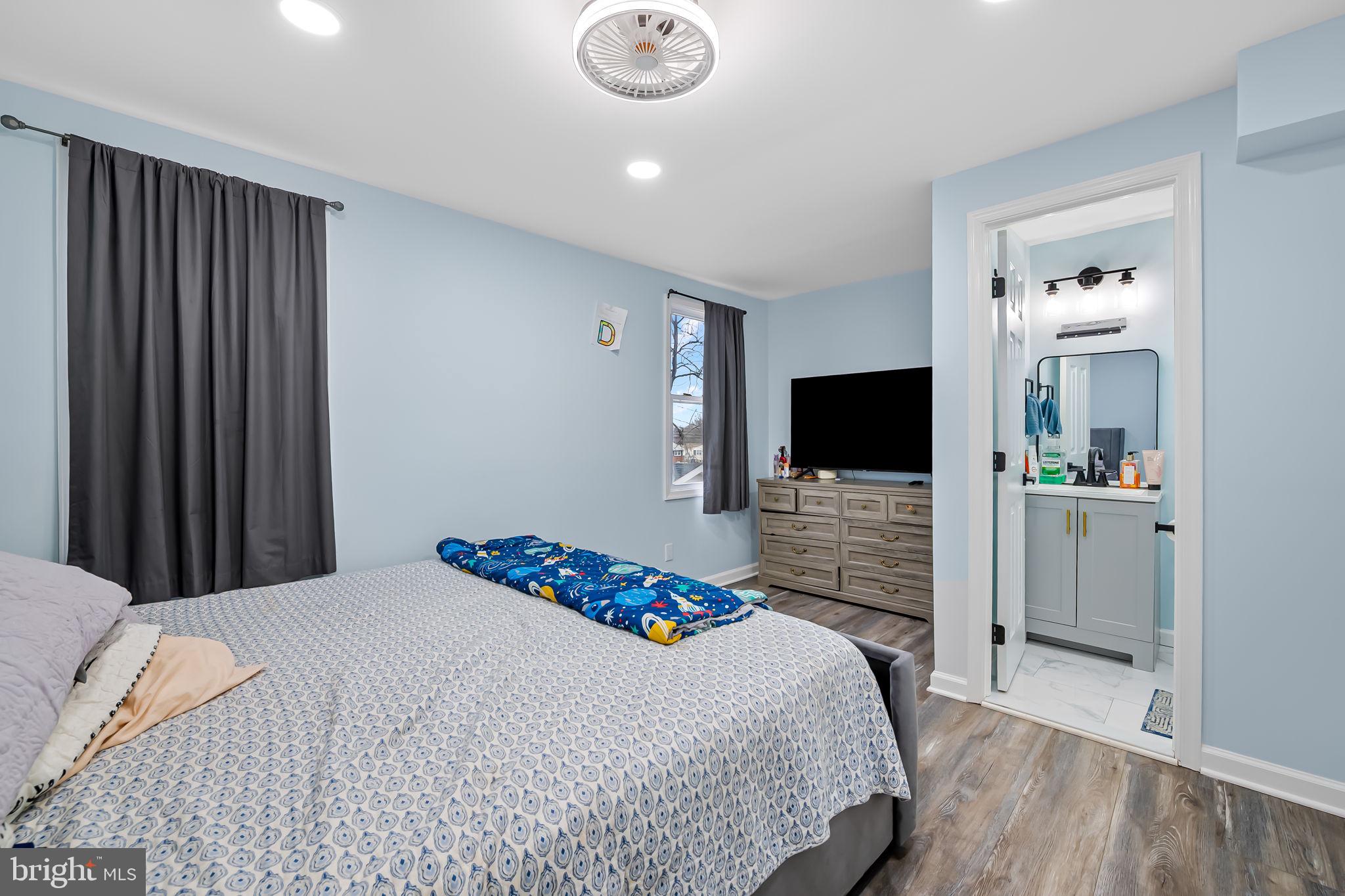 WINDSOR MILL - Residential