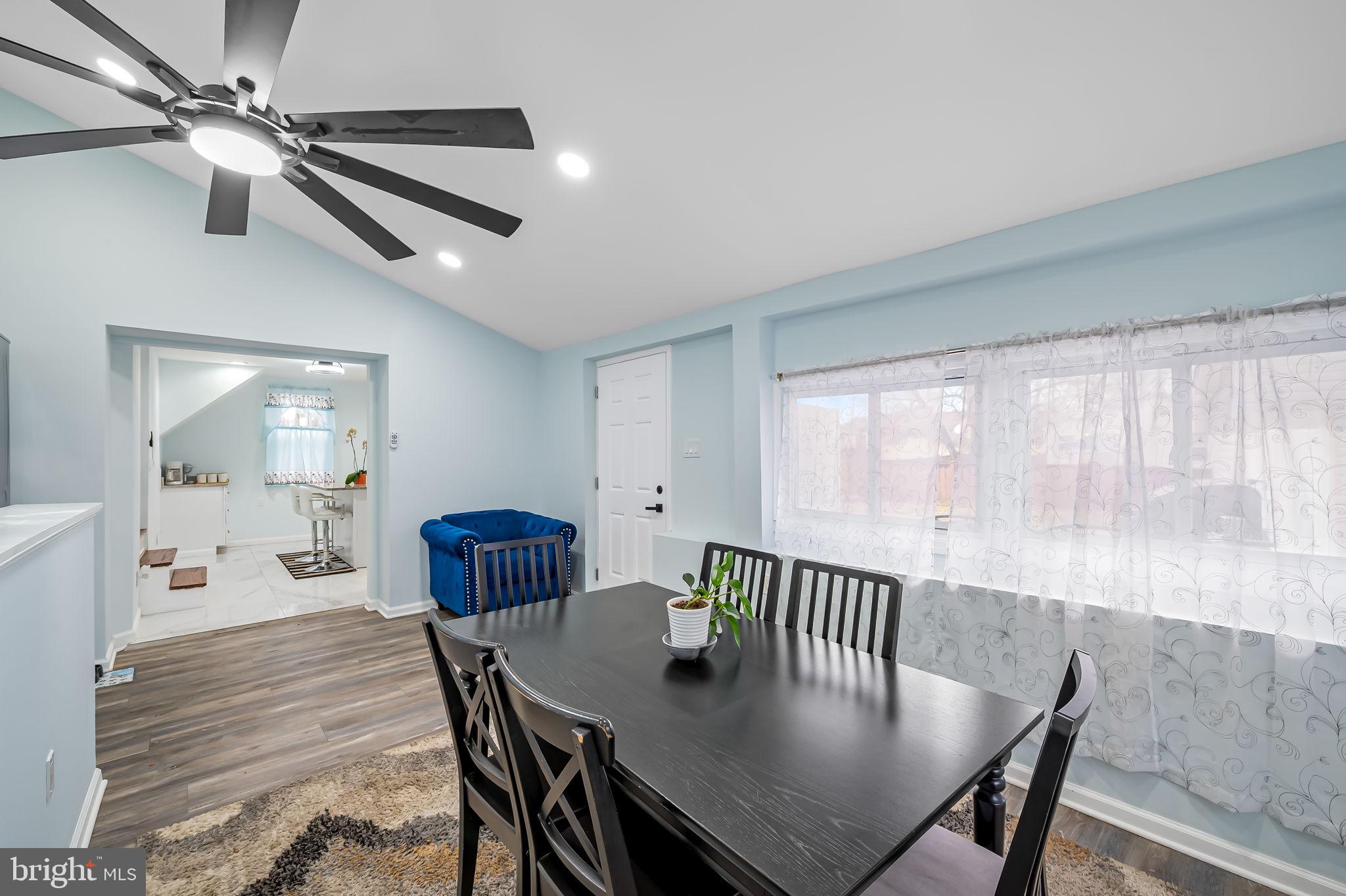 WINDSOR MILL - Residential