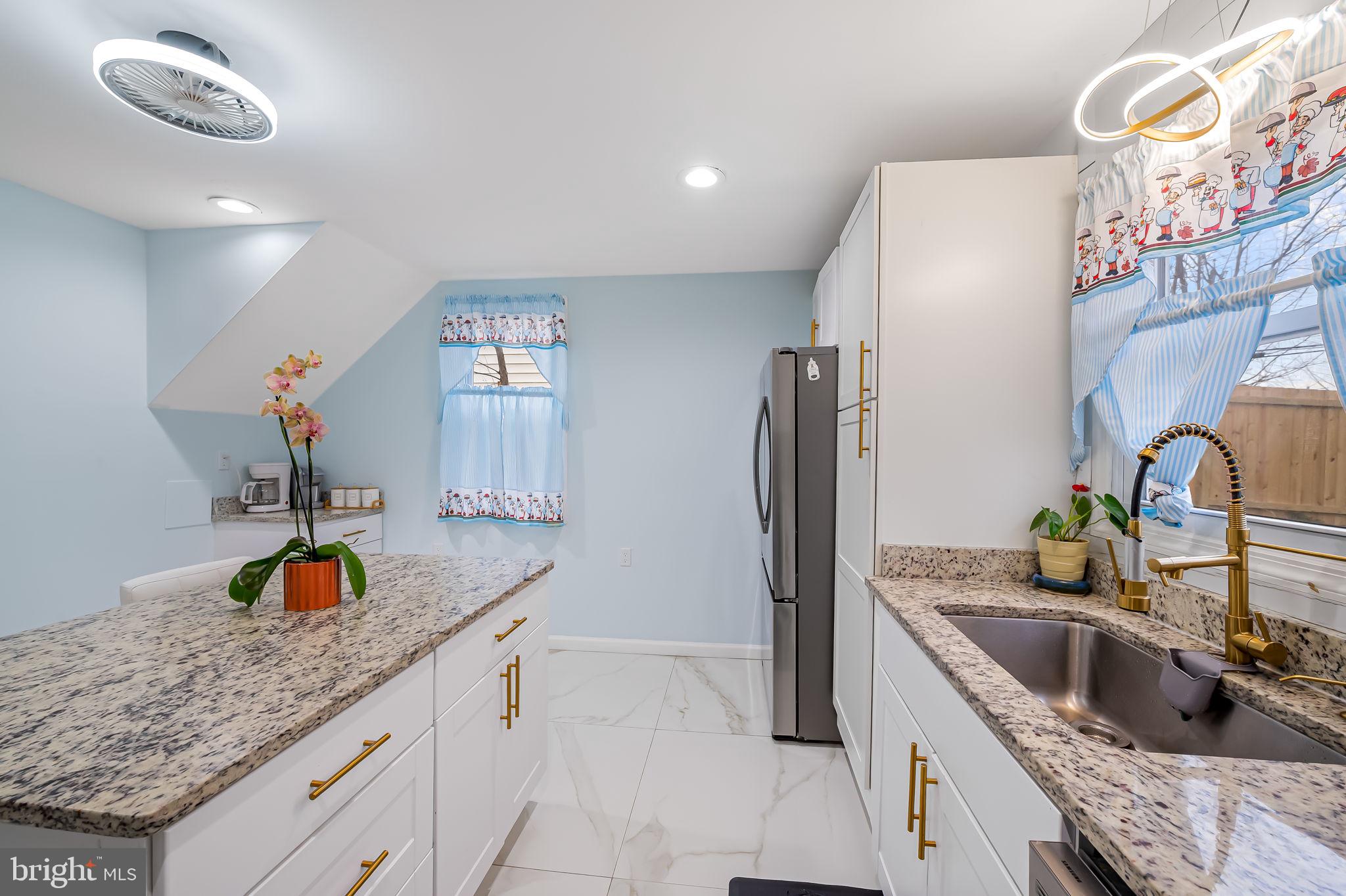 WINDSOR MILL - Residential