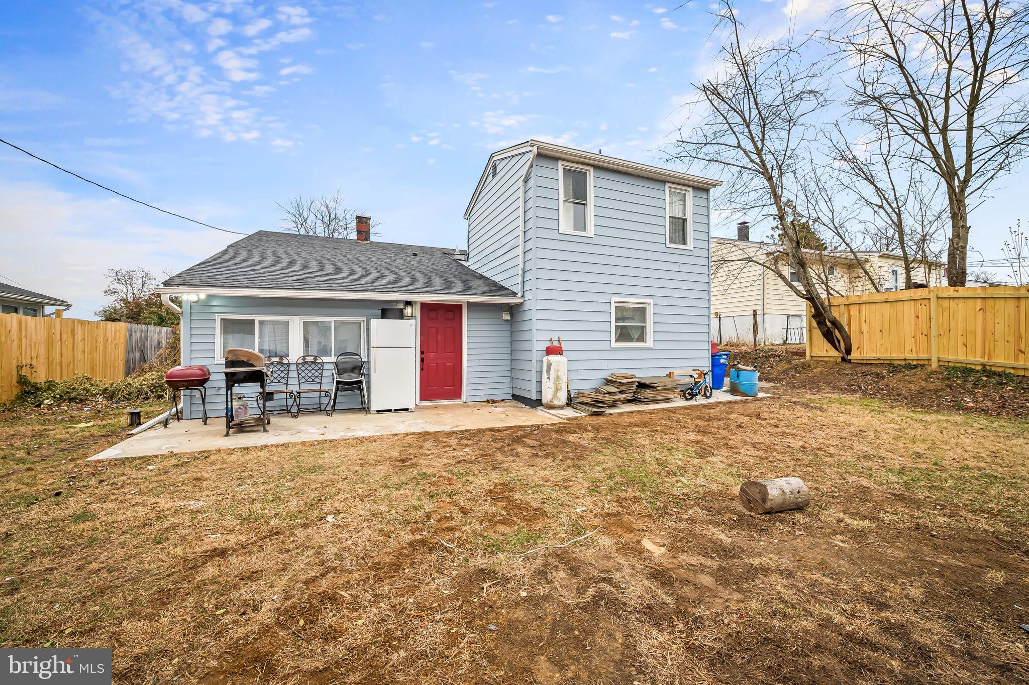 WINDSOR MILL - Residential