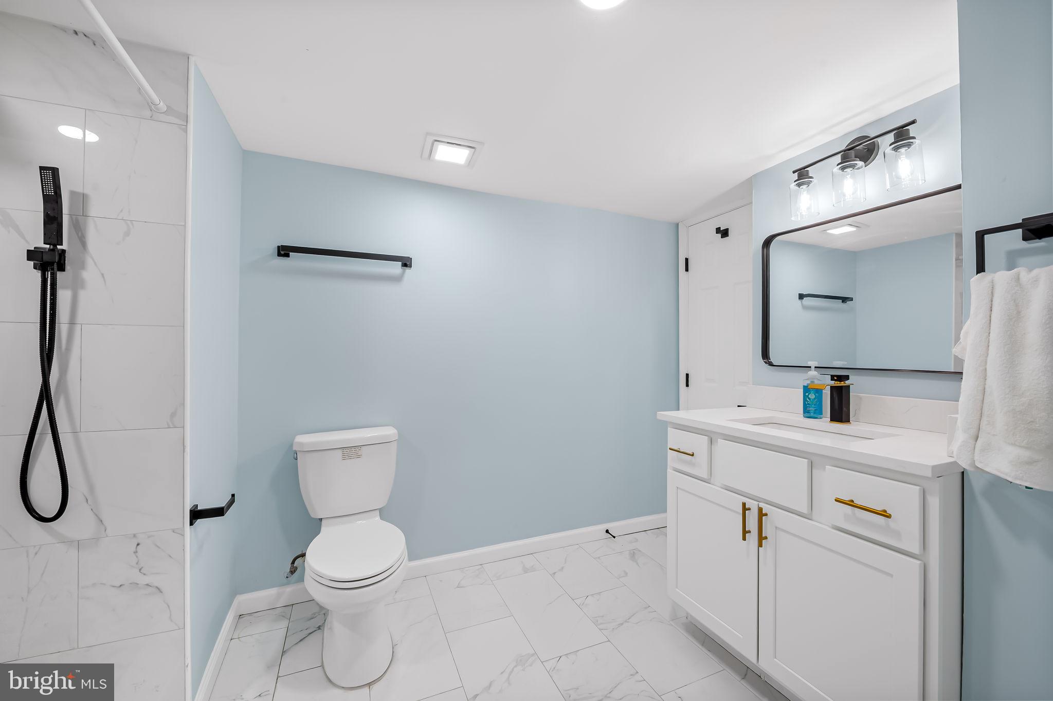 WINDSOR MILL - Residential