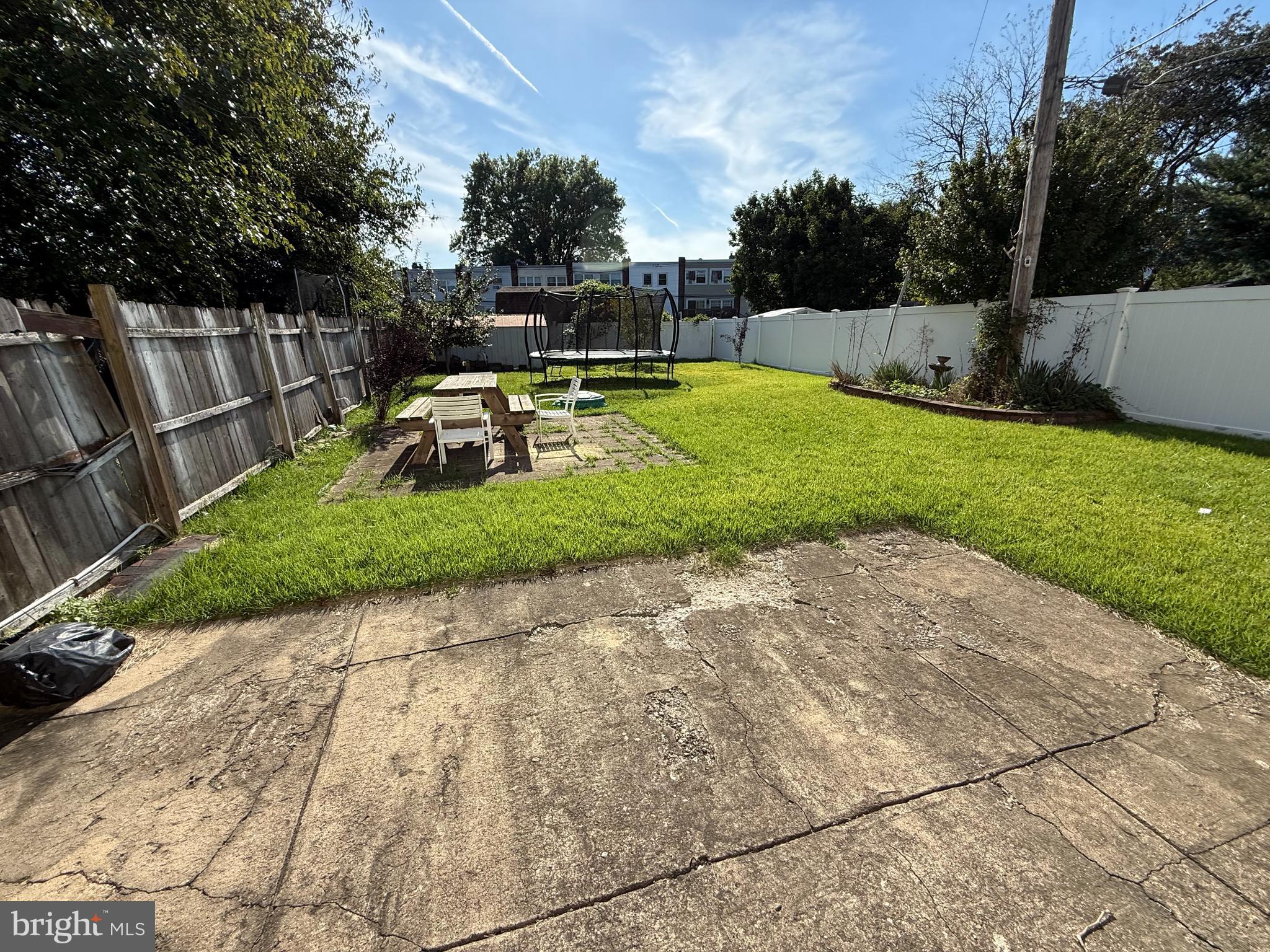 PARKWOOD - Residential Lease