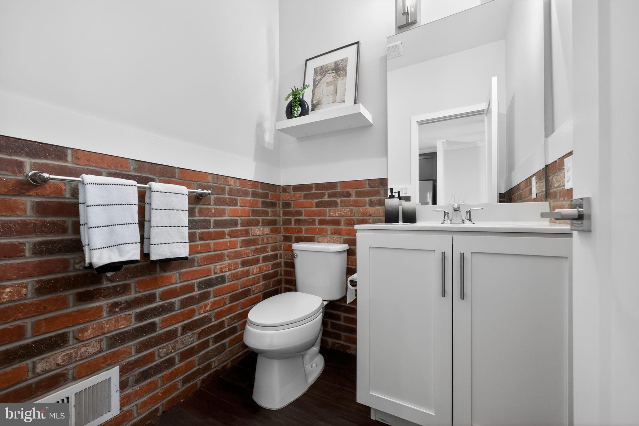 HATBORO STATION - Residential