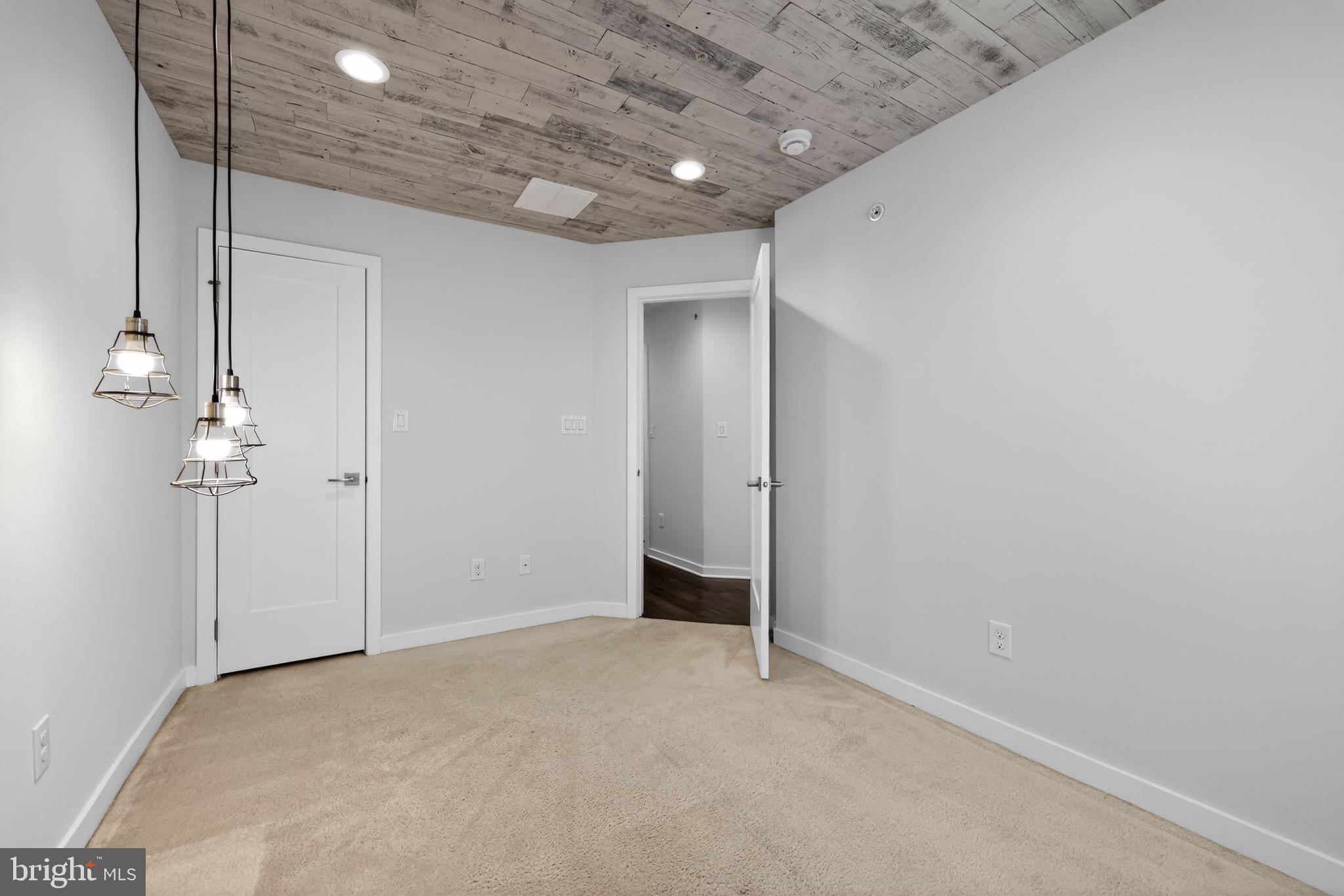 HATBORO STATION - Residential