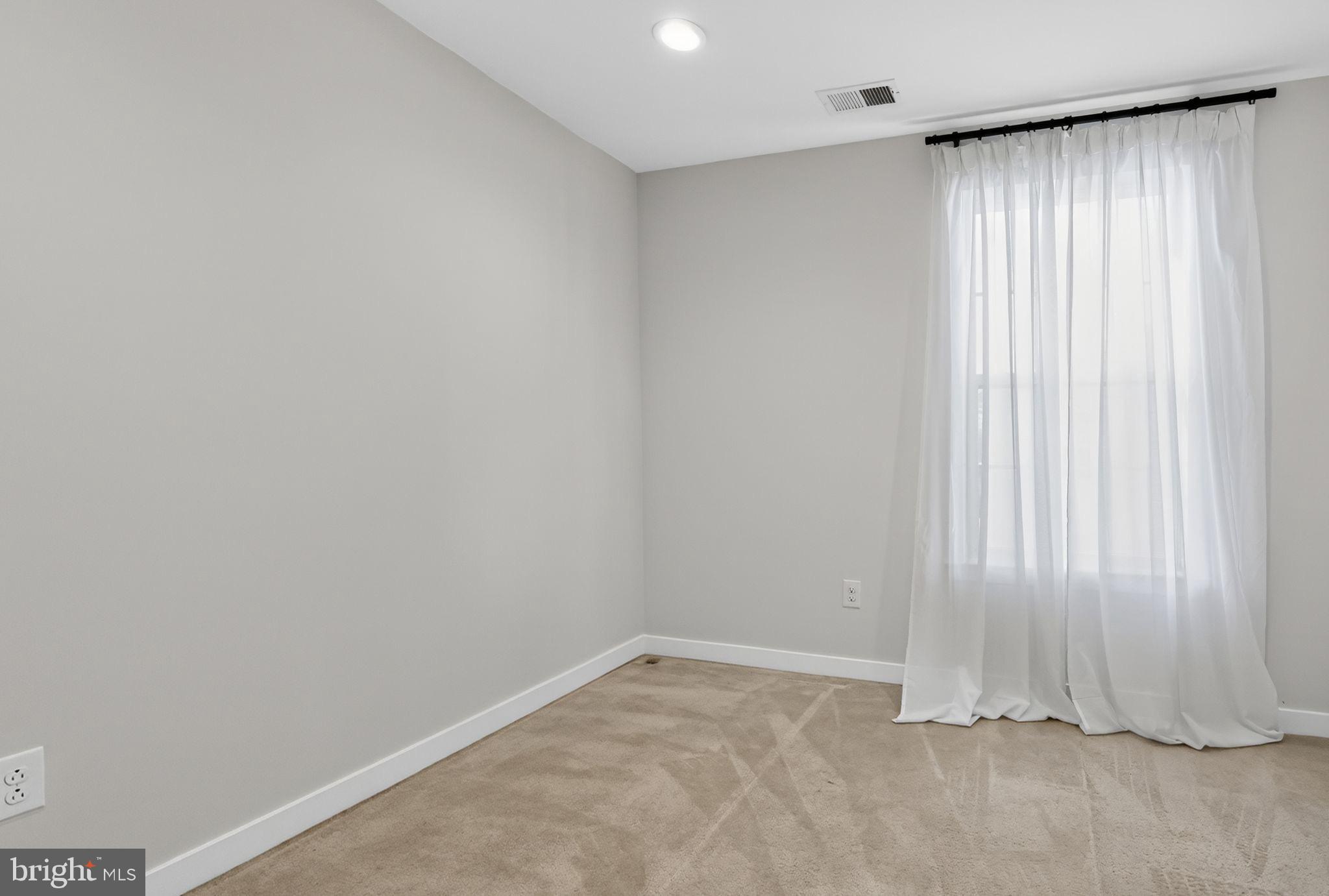 HATBORO STATION - Residential