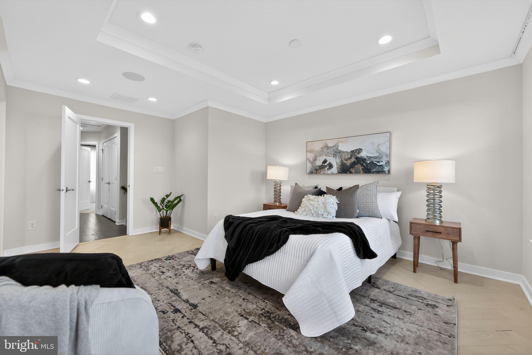 HATBORO STATION - Residential