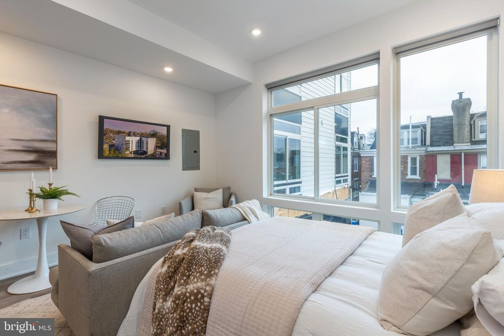 Photo of 5545 Pulaski Avenue #309, PHILADELPHIA, PA 19144 (MLS # PAPH2584348)