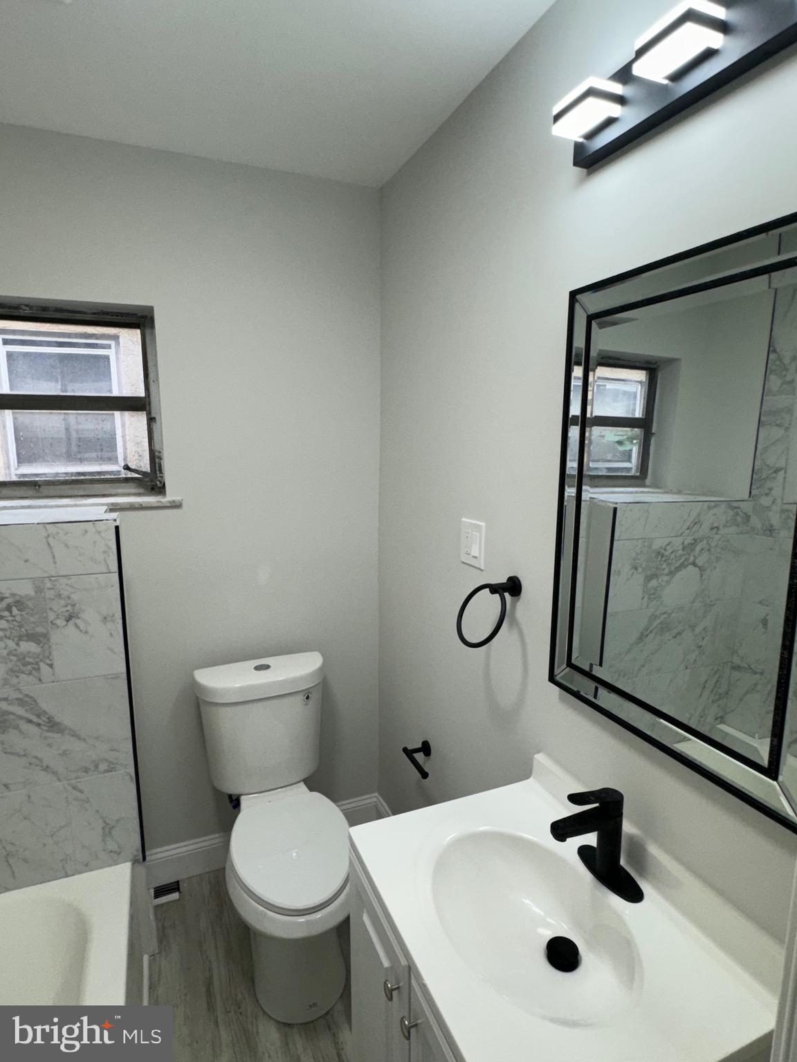 POINT BREEZE - Residential